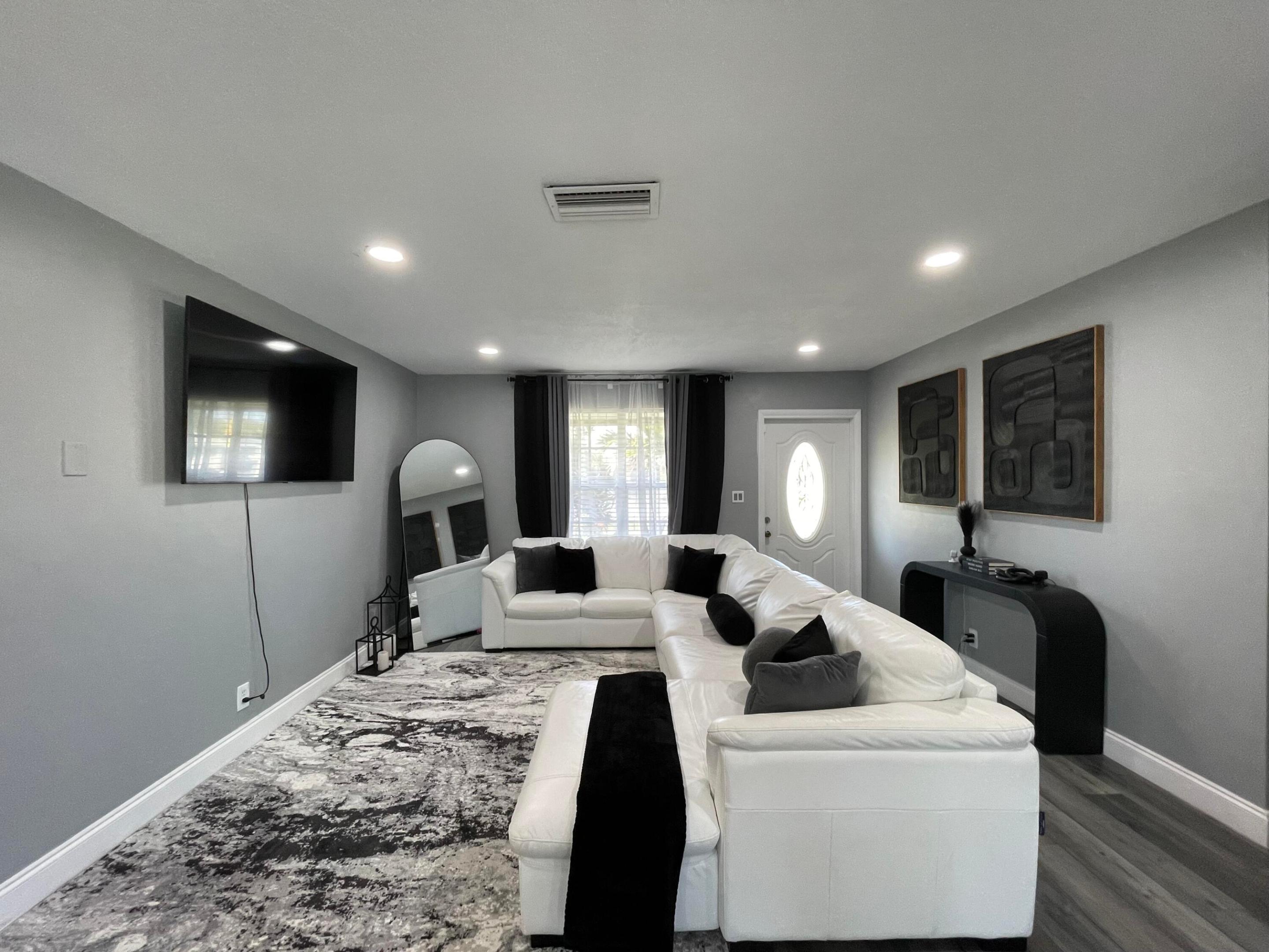 CORAL RIDGE ISLES - Residential Lease