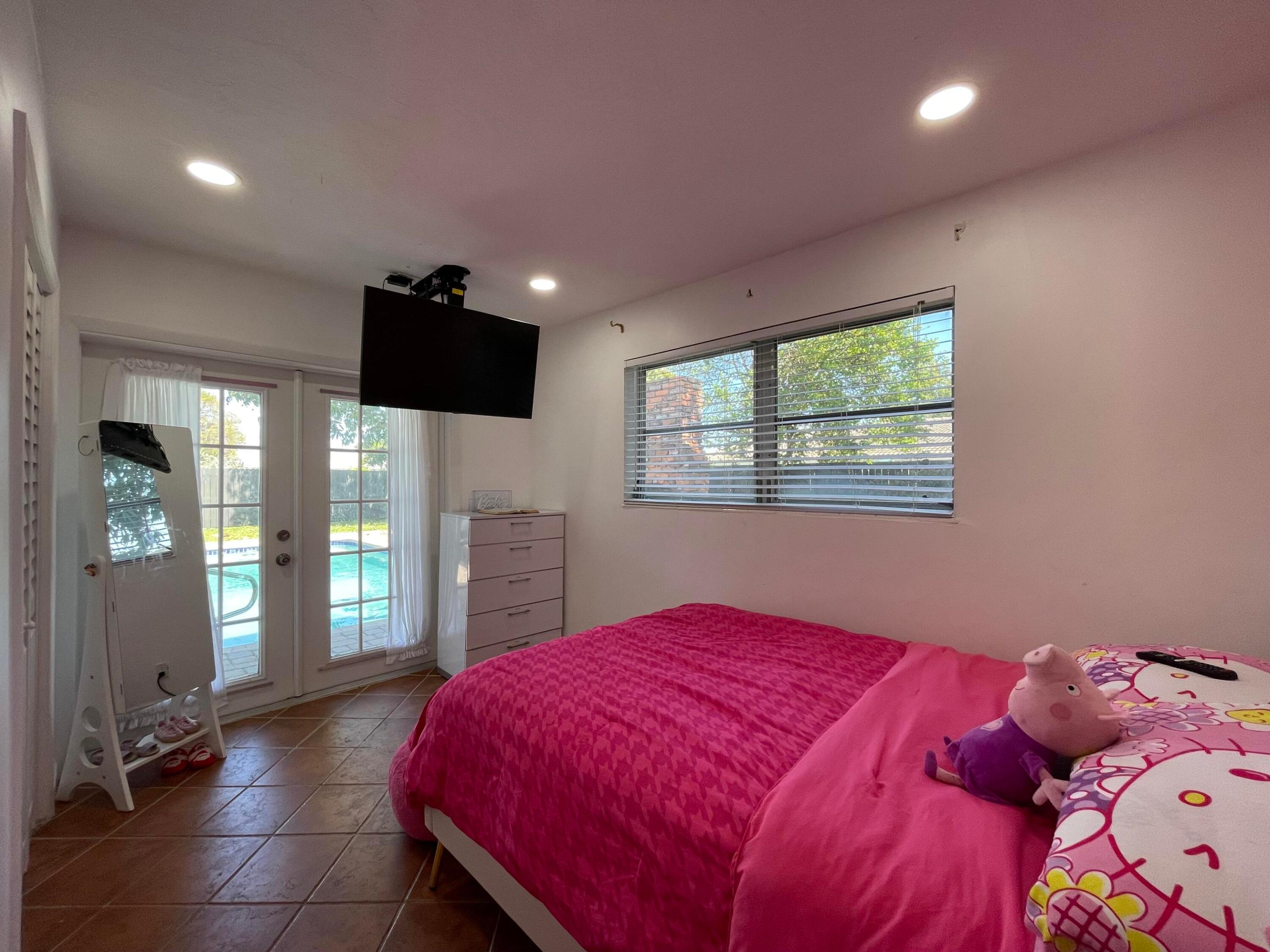 CORAL RIDGE ISLES - Residential Lease