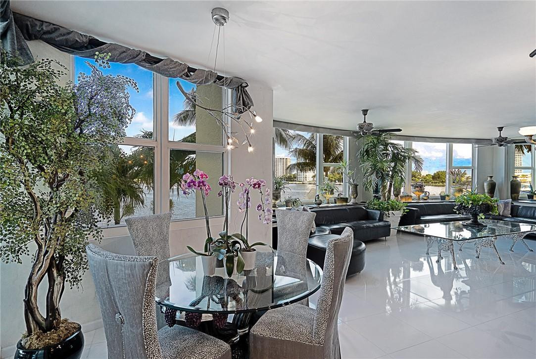 MIZNER GRAND - Residential
