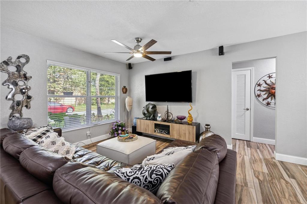Mainlands Of Tamarac Lake - Residential