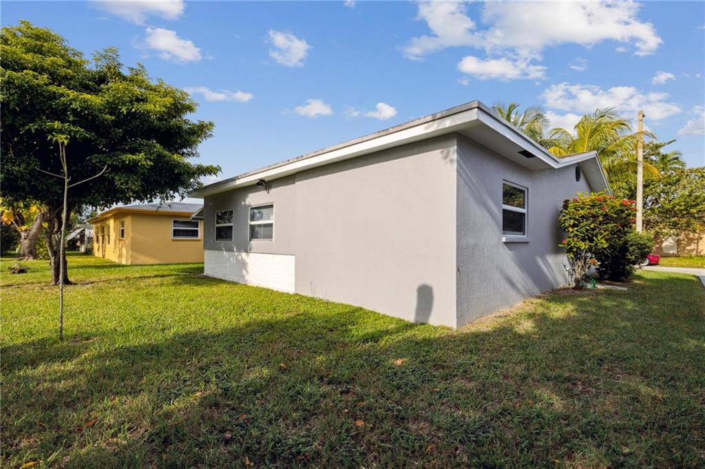 Mainlands Of Tamarac Lake - Residential
