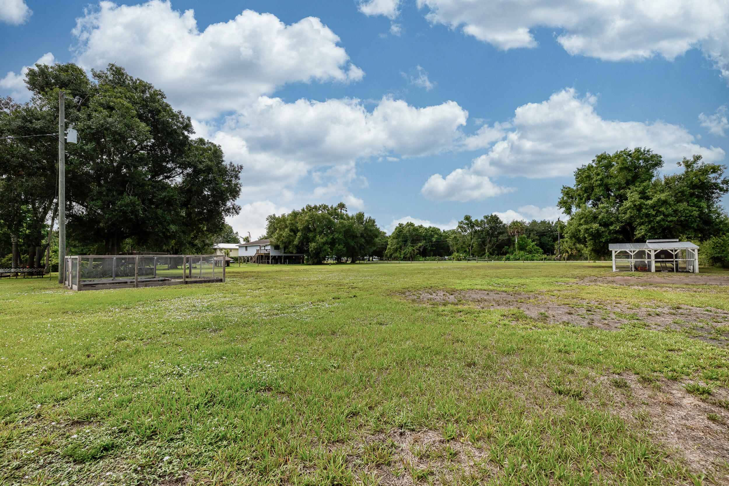 DIXIE RANCH ACRES - Residential