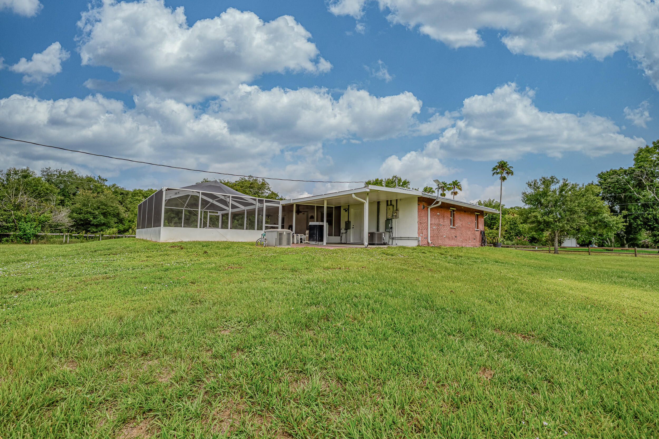 DIXIE RANCH ACRES - Residential