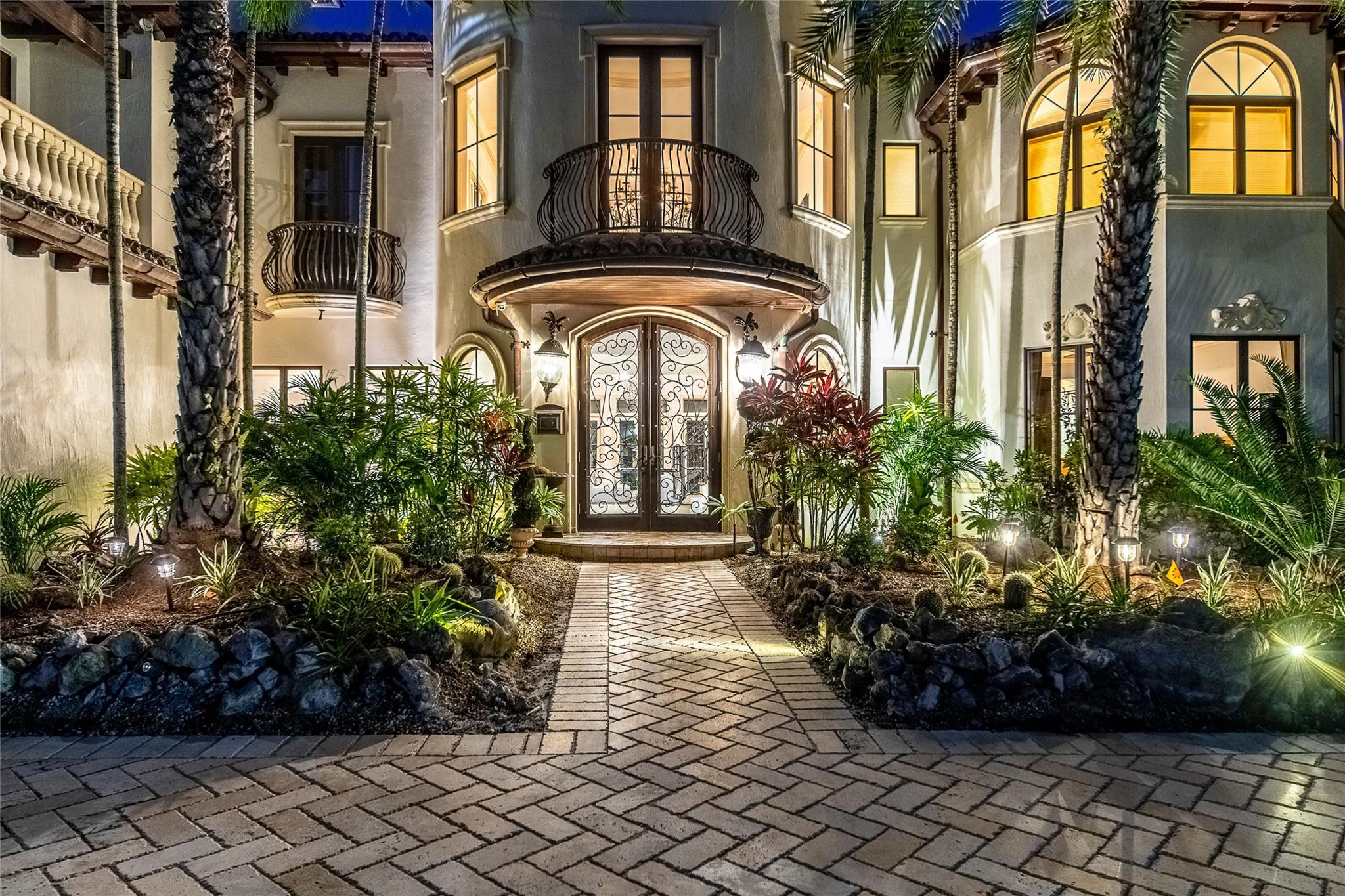 Las Olas, Stunning waterfront estate with great water views from everywhere, boater's paradise with 100' of deep water dockage, wide canal for mega-yachts, on prestigious Nurmi Isle. Great floor plan, High ceilings, Large Livingroom with a grand fireplace. Chef's kitchen equipped with top-of-the-line appliances and snack-bar. Breakfast nook, Formal dining, family room with bar. 7 bedrooms, 6 bathrooms & 3 powder rooms, lounge area on the 2nd floor and rooftop terrace. Large master suite with grand master bath, 2 showers, walking closets and balcony. 3 car garage, elevator, great outdoors area for entertaining, outdoor living-room with fireplace, tiki bar, summer kitchen, heated pool and spa. Private Security for Nurmi Dr. Walk to restaurants, galleries shopping & nightlife, close to beach Las Olas, Stunning waterfront estate with great water views from everywhere, boater's paradise with 100' of deep water dockage, wide canal for mega-yachts, on prestigious Nurmi Isle. Great floor plan, High ceilings, Large Livingroom with a grand fireplace. Chef's kitchen equipped with top-of-the-line appliances and snack-bar. Breakfast nook, Formal dining, family room with bar. 7 bedrooms, 6 bathrooms & 3 powder rooms, lounge area on the 2nd floor and rooftop terrace. Large master suite with grand master bath, 2 showers, walking closets and balcony. 3 car garage, elevator, great outdoors area for entertaining, outdoor living-room with fireplace, tiki bar, summer kitchen, heated pool and spa. Private Security for Nurmi Dr. Walk to restaurants, galleries shopping & nightlife, close to beach