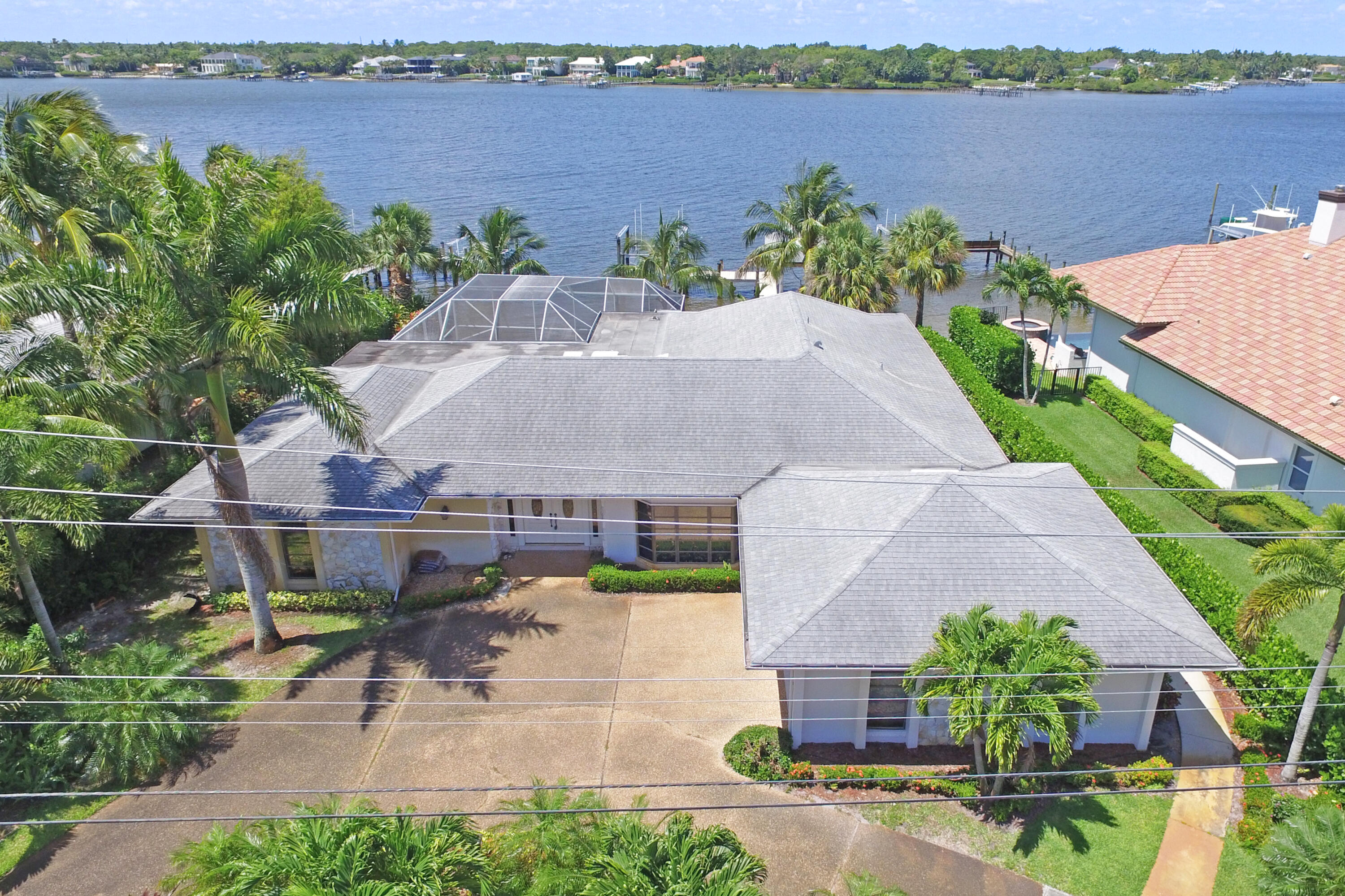 Tequesta Country Club - Residential