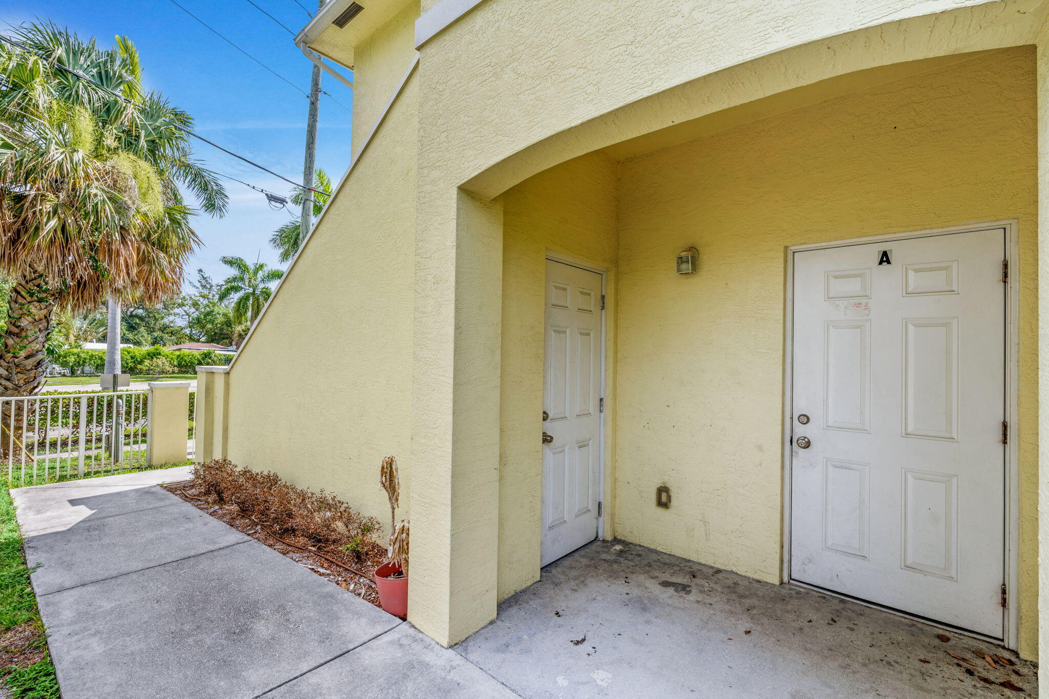 RIVIERA IN PB 2 - Residential Lease