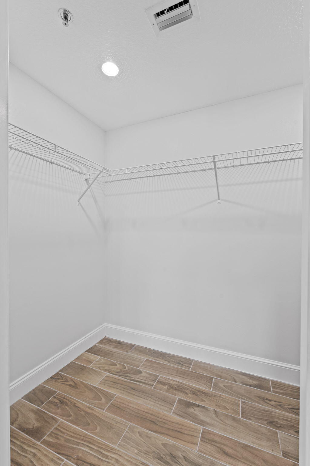 RIVIERA IN PB 2 - Residential Lease