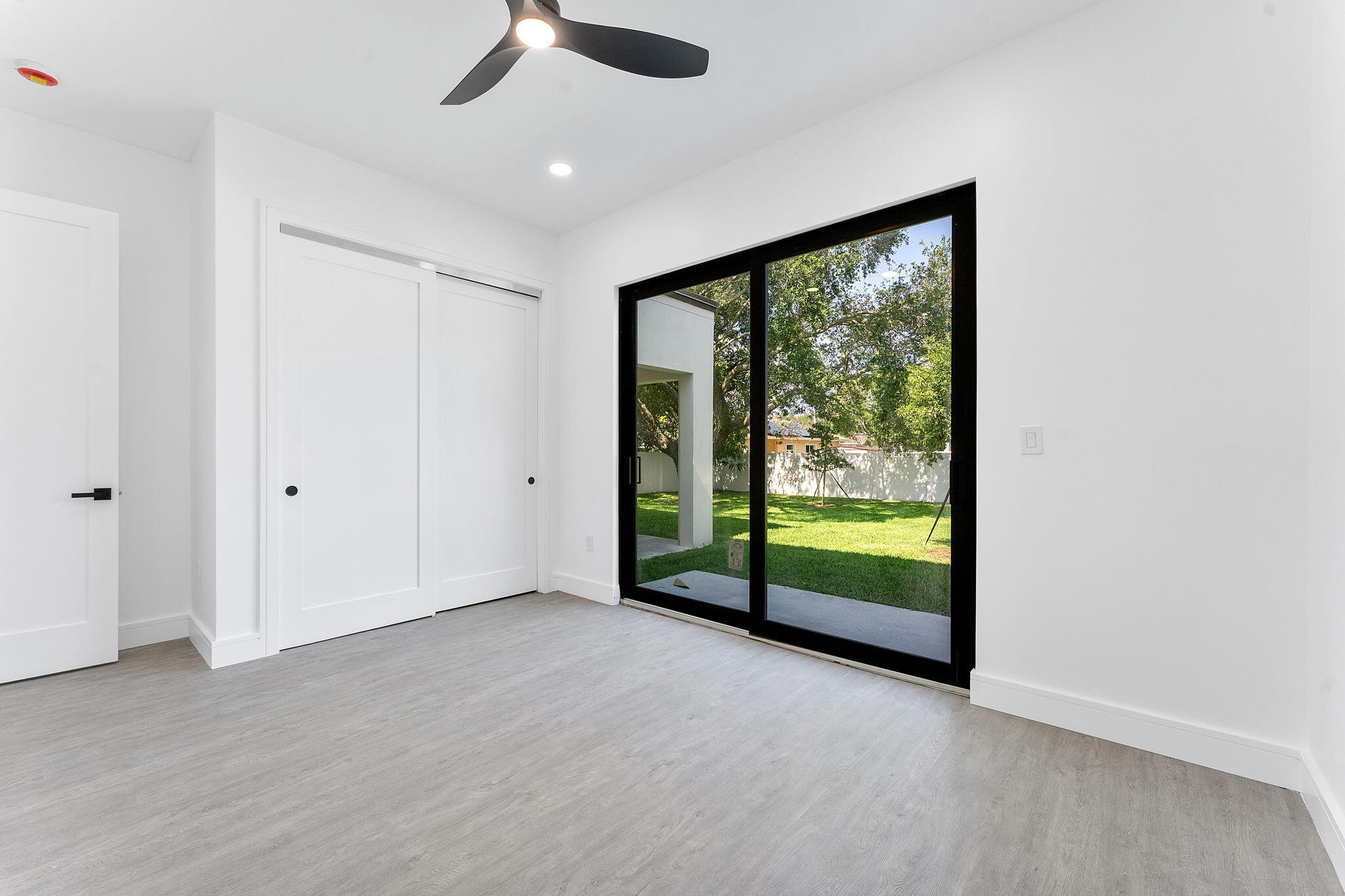 Acreage & Unrec - Residential Lease