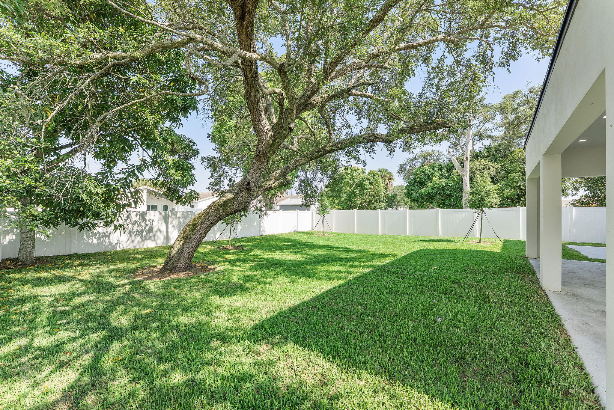 Acreage & Unrec - Residential Lease