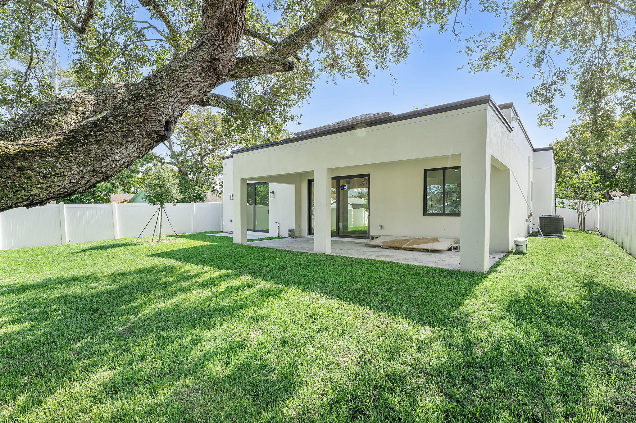 Acreage & Unrec - Residential Lease