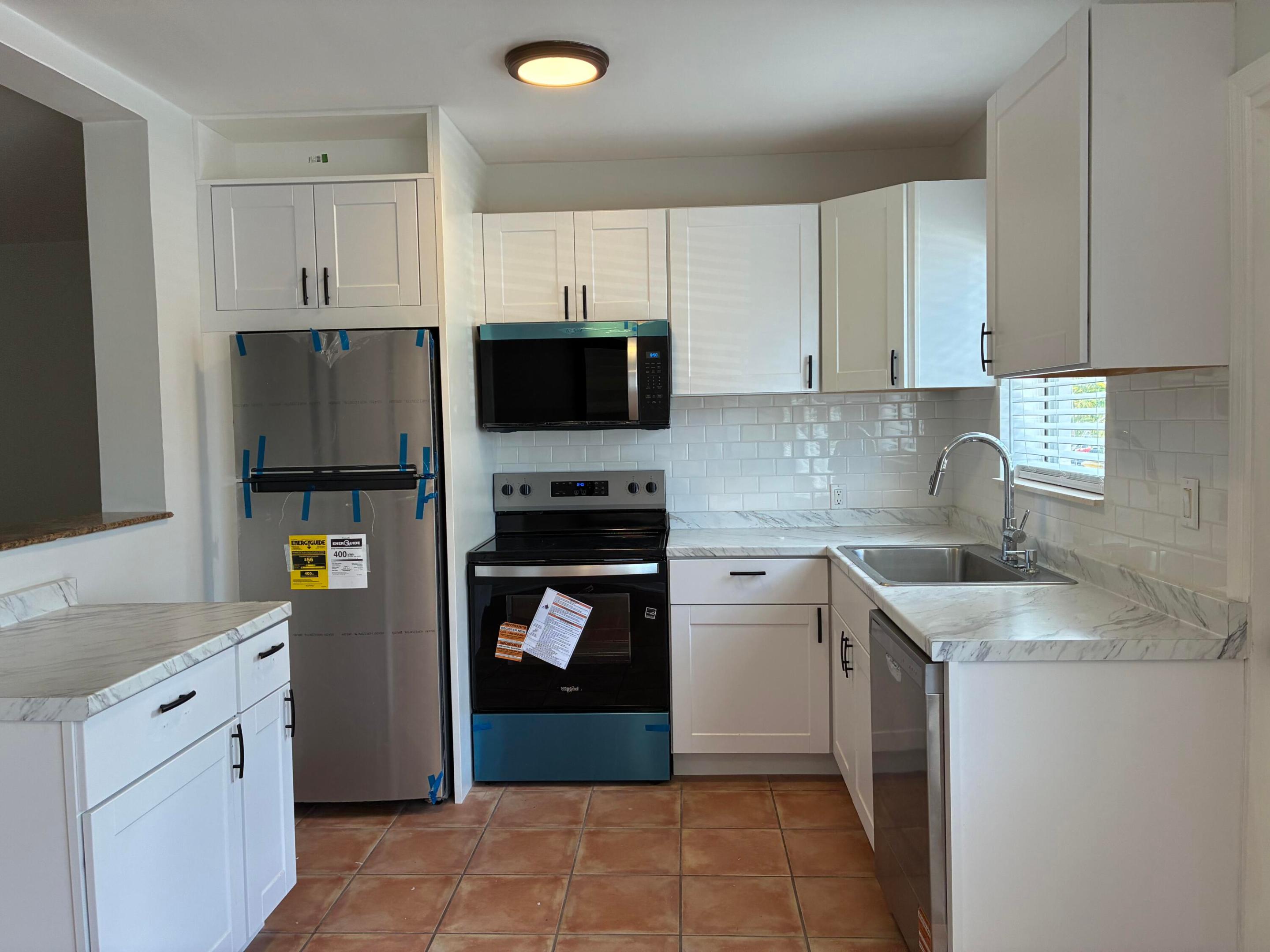 LAKE WORTH TOWN OF - Residential Lease