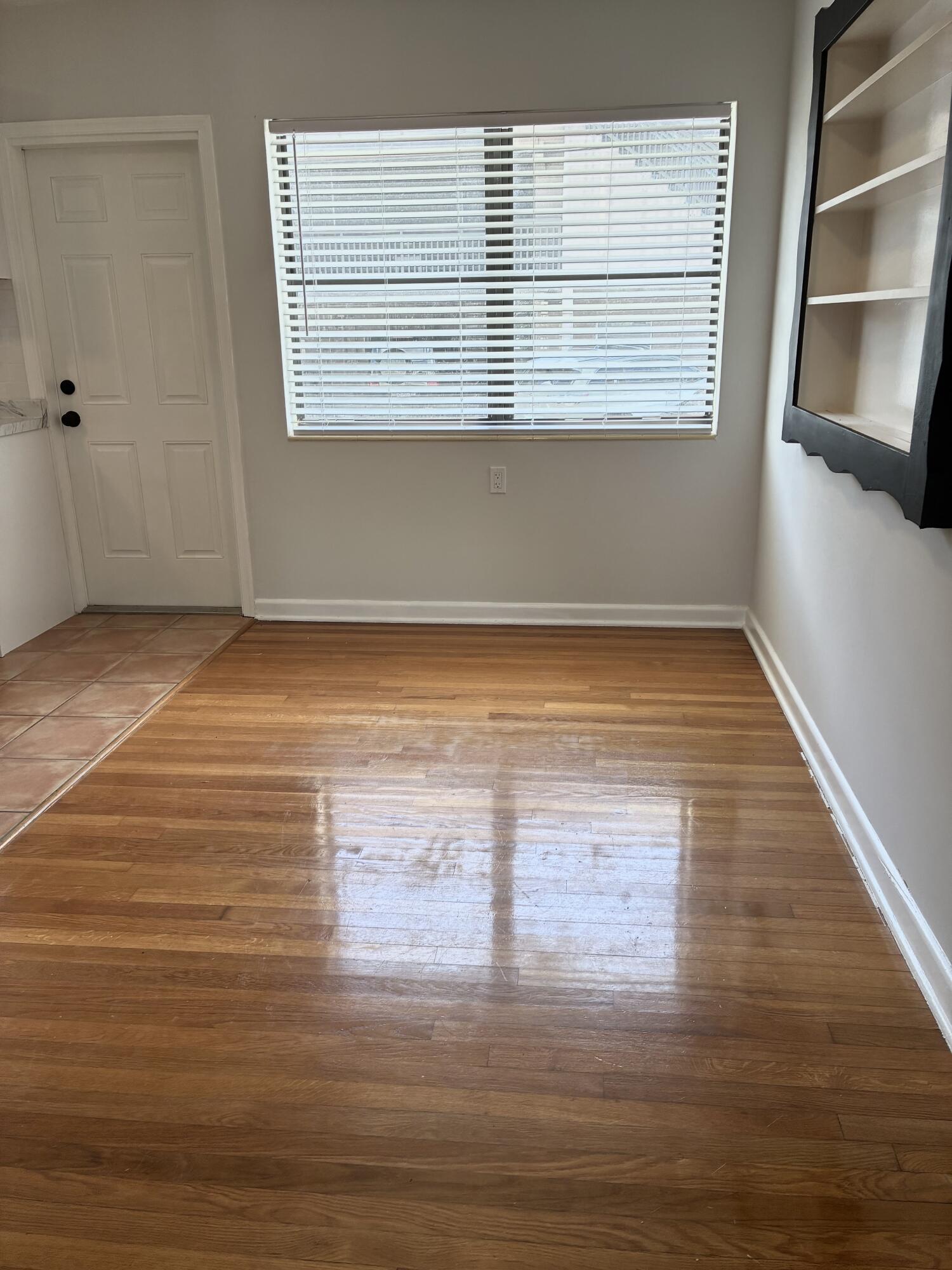 LAKE WORTH TOWN OF - Residential Lease