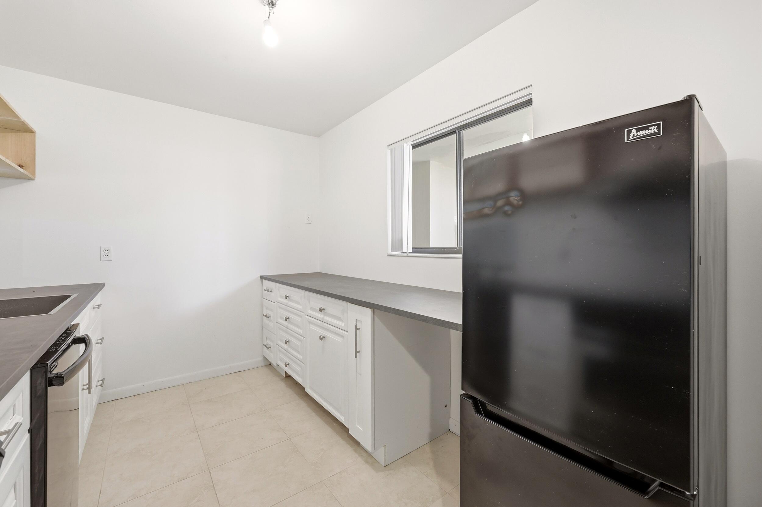 SEAGRAPE CONDO - Residential