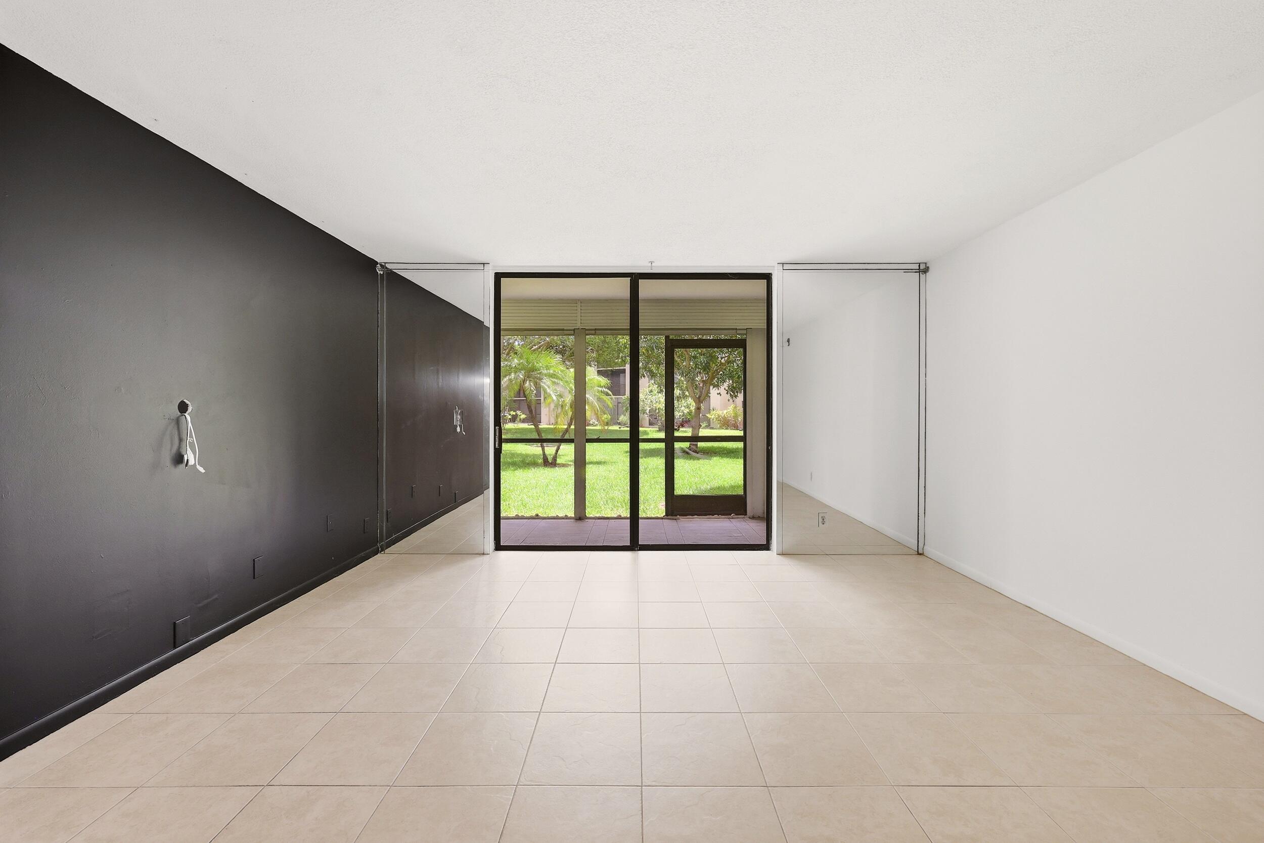 SEAGRAPE CONDO - Residential