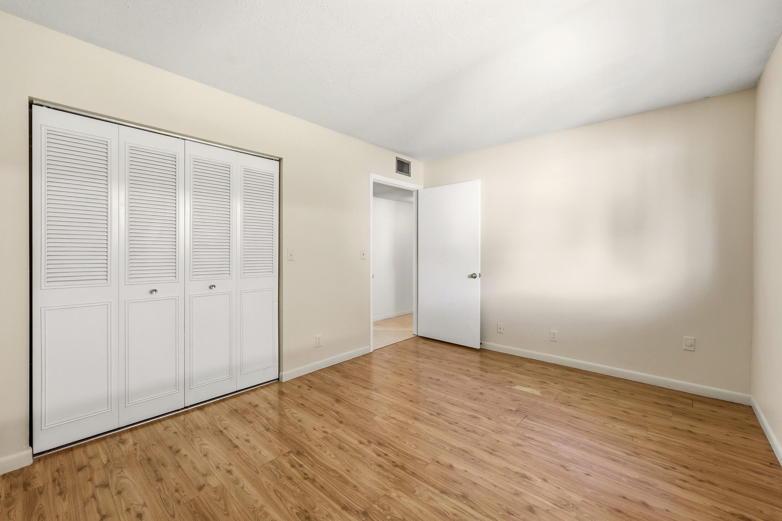 SEAGRAPE CONDO - Residential