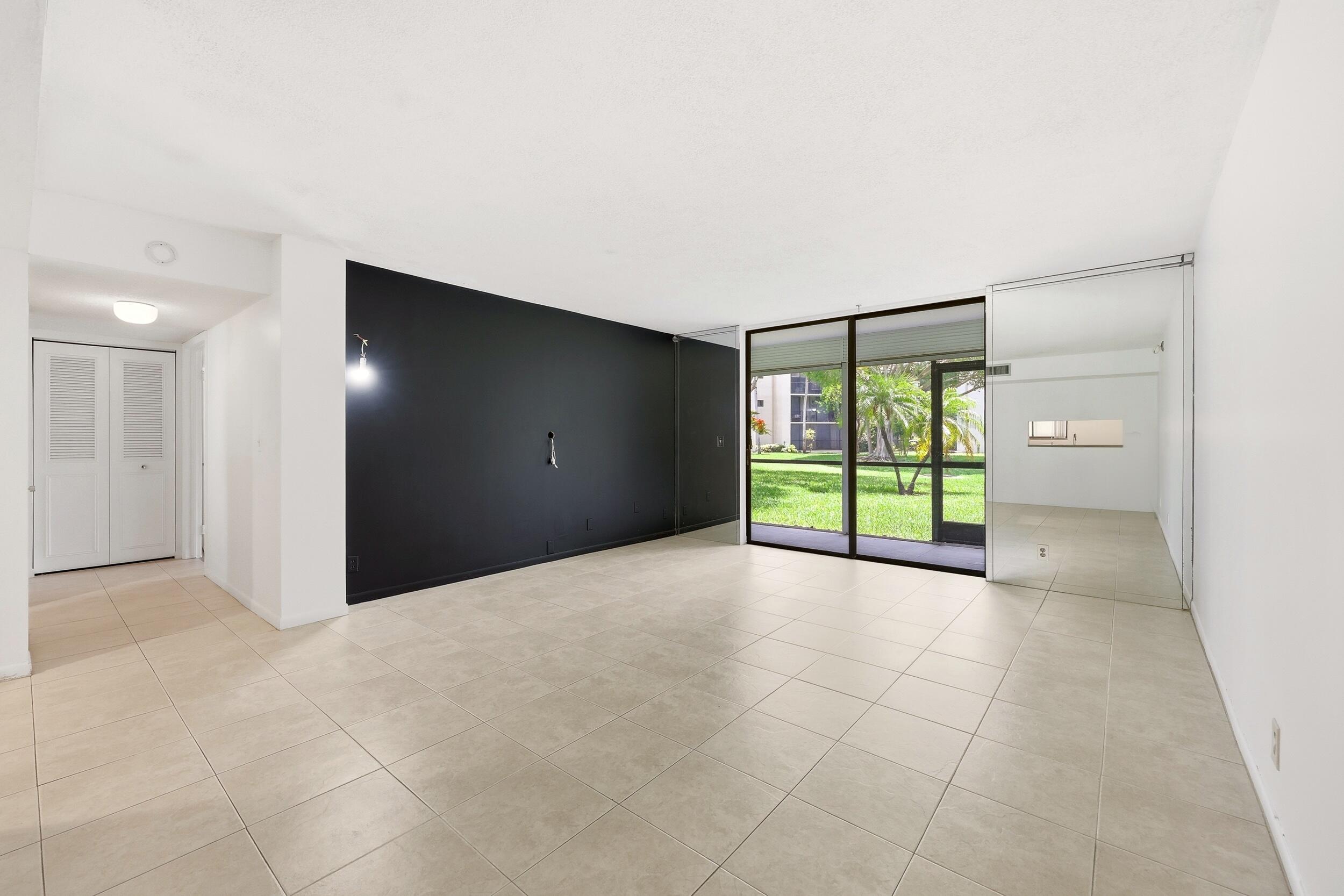 SEAGRAPE CONDO - Residential