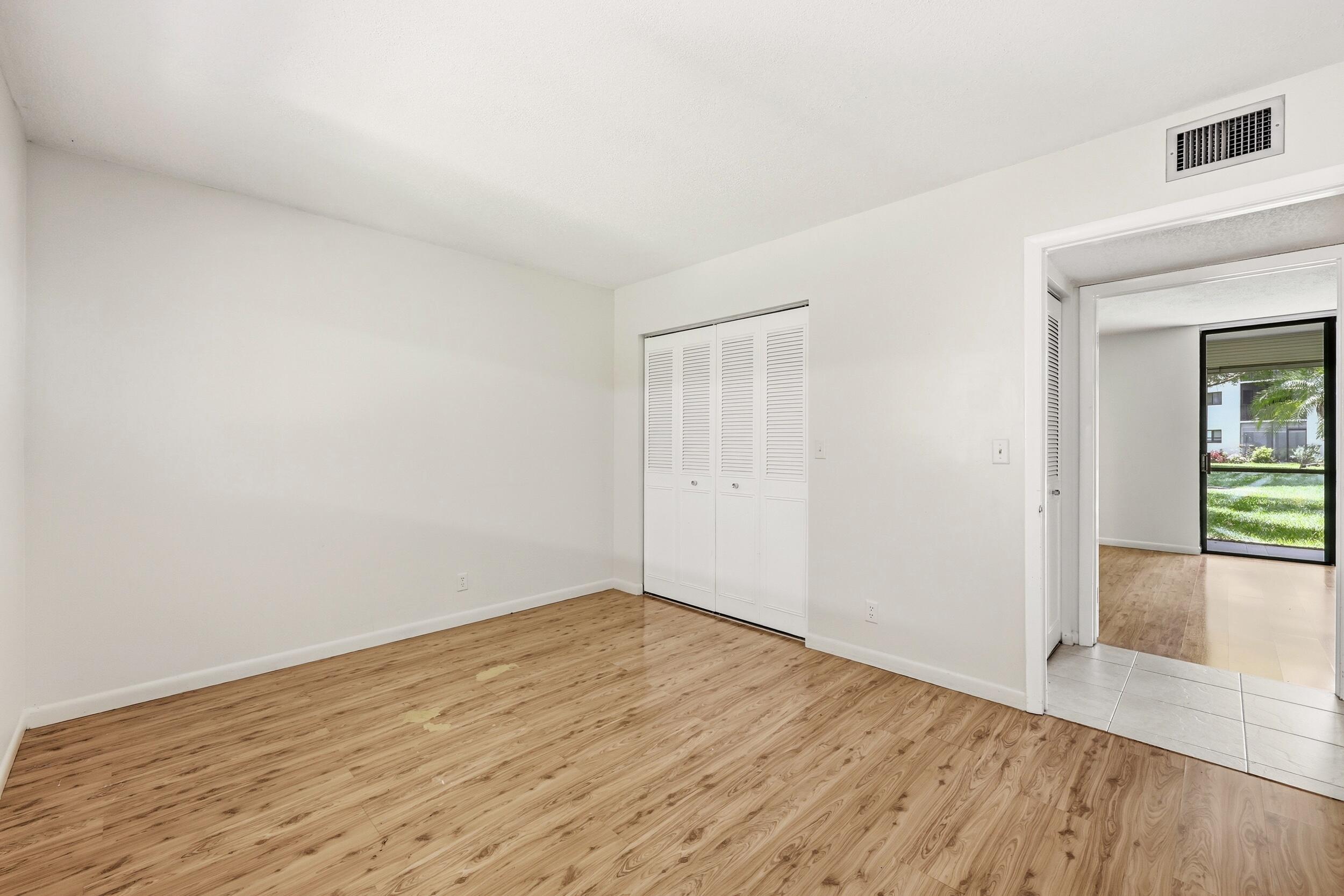 SEAGRAPE CONDO - Residential