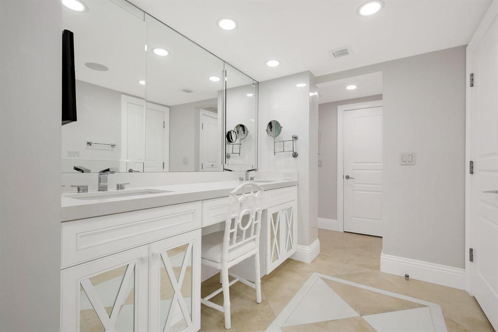 Three Thirty South Ocean Cond As In Decl In - Residential