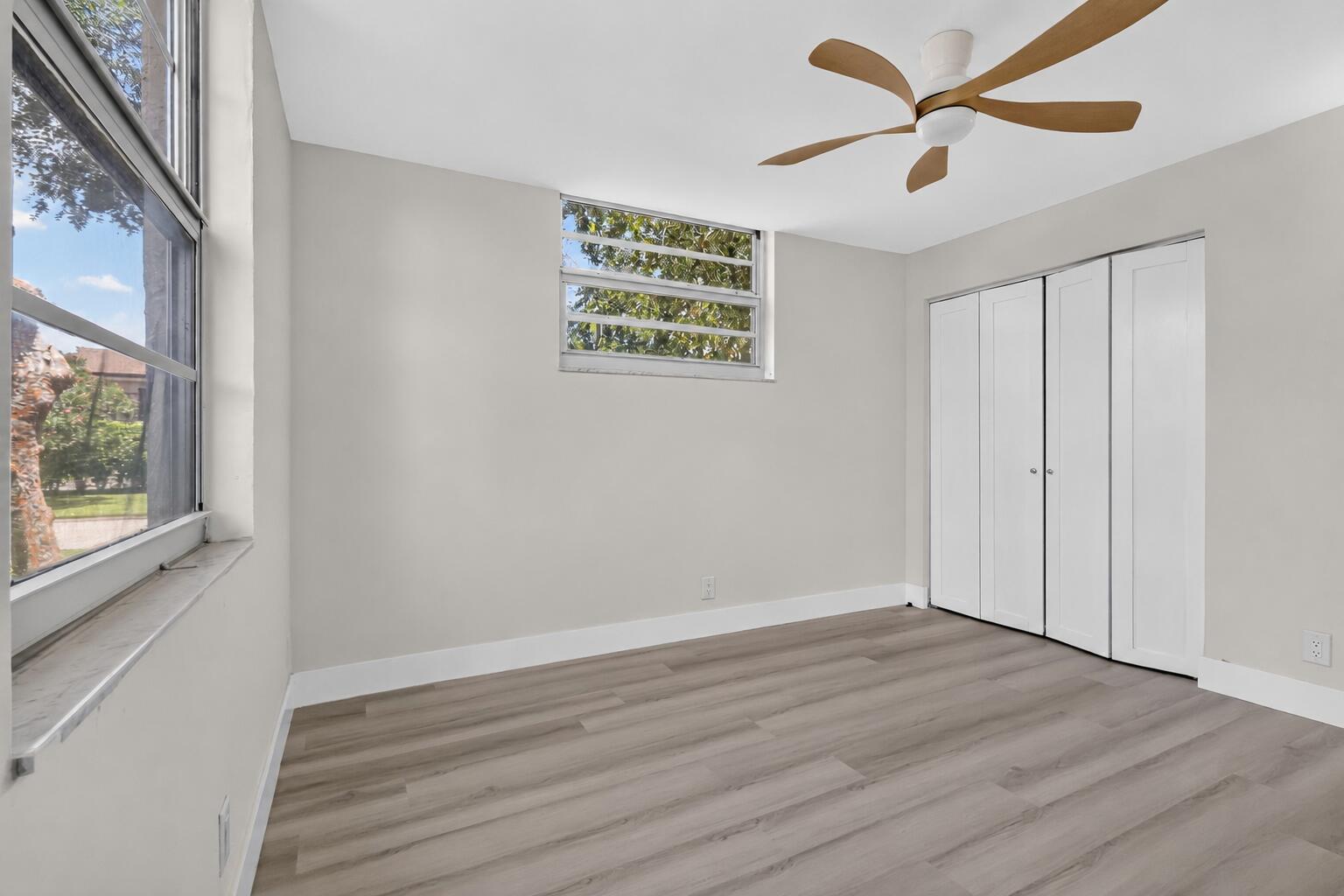 VILLAGES OF ORIOLE ABBEY CONDO - Residential