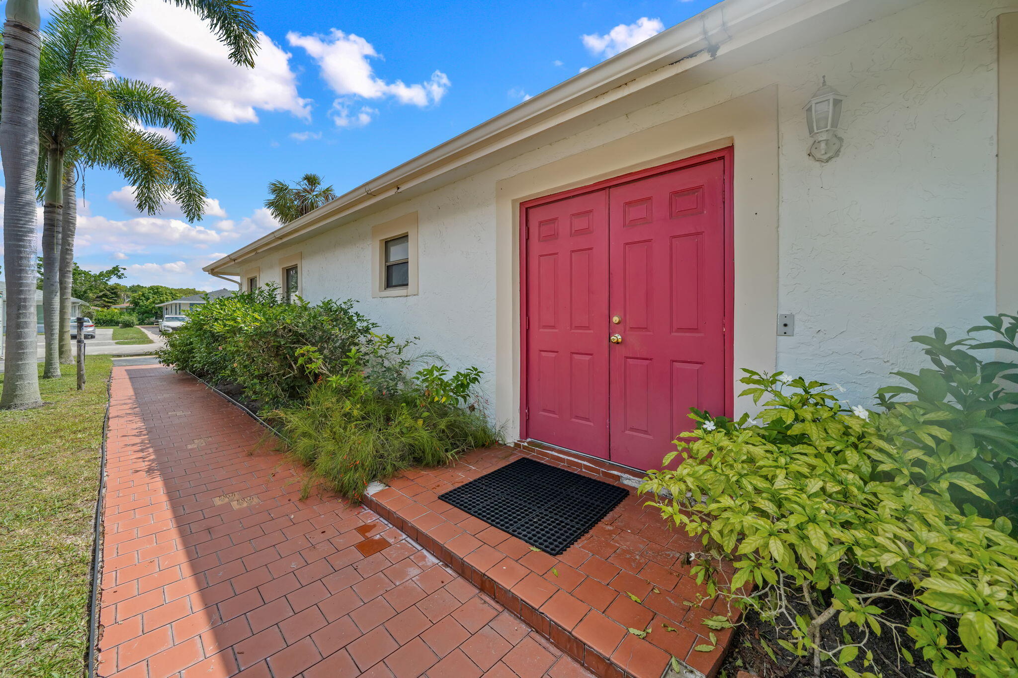 MEED RACQUET CLUB 2 - Residential