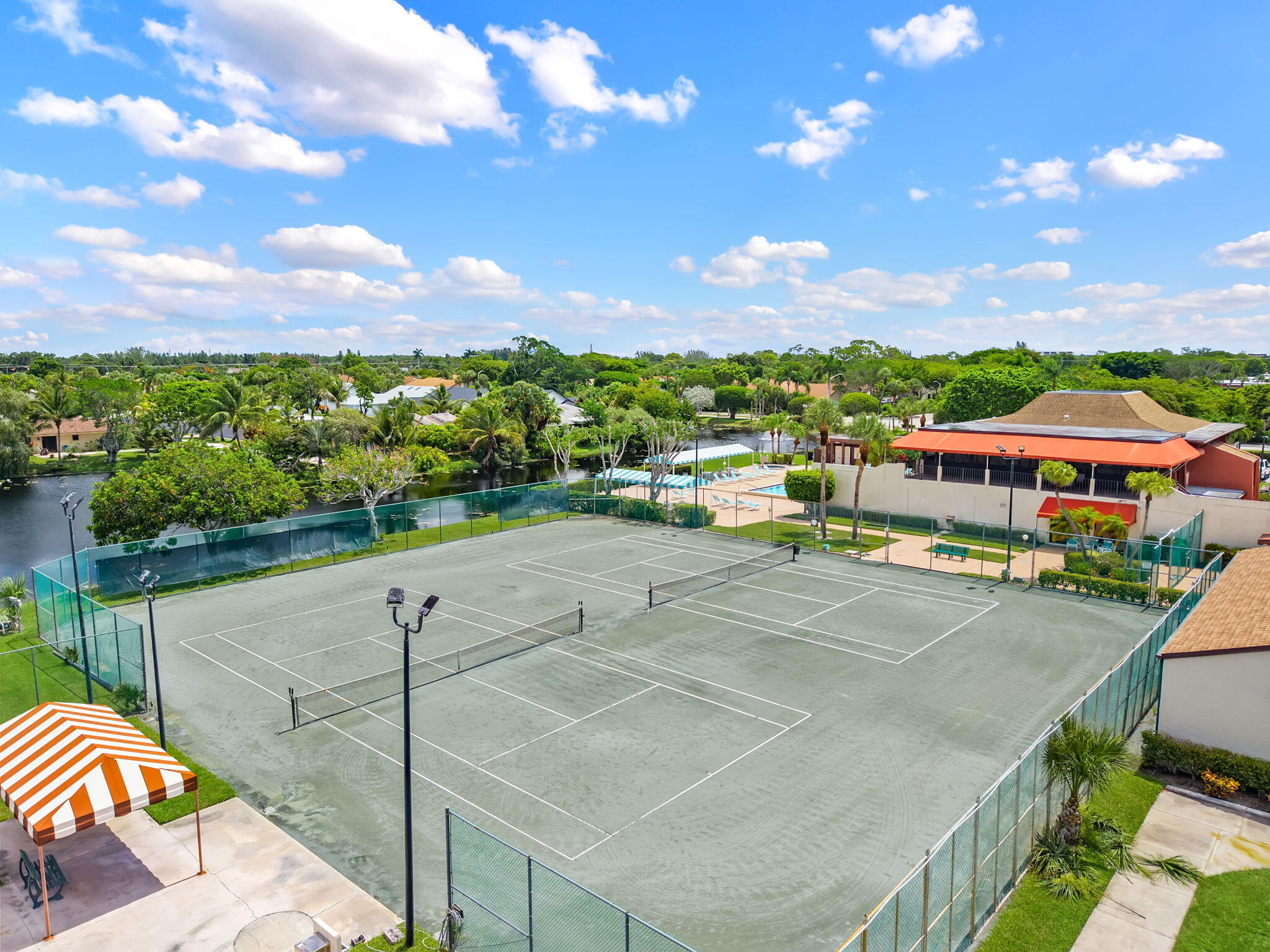 MEED RACQUET CLUB 2 - Residential