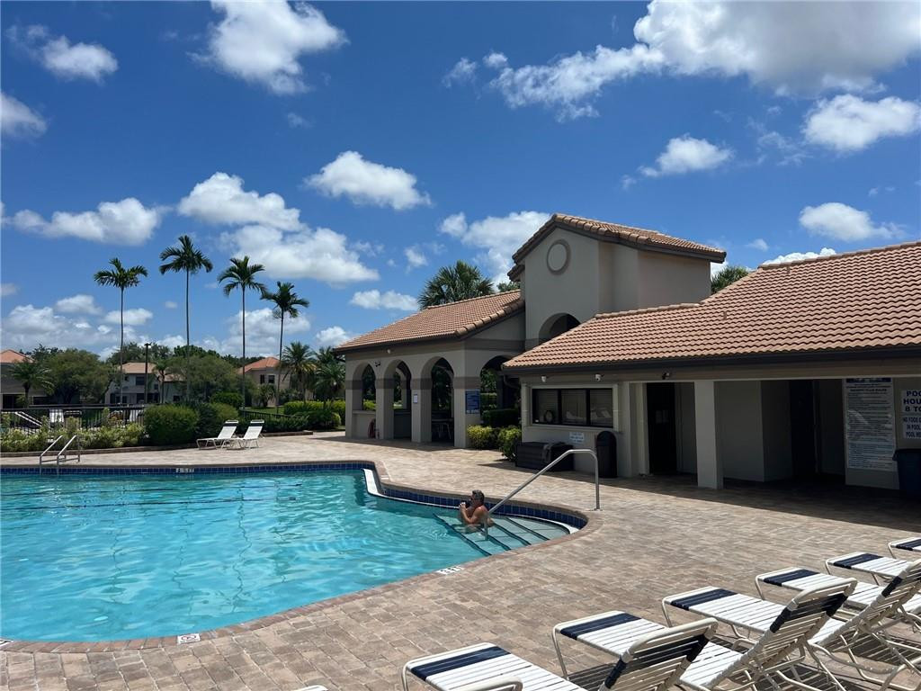 OPTIMA VILLAGE I-D CONDO - Residential Lease