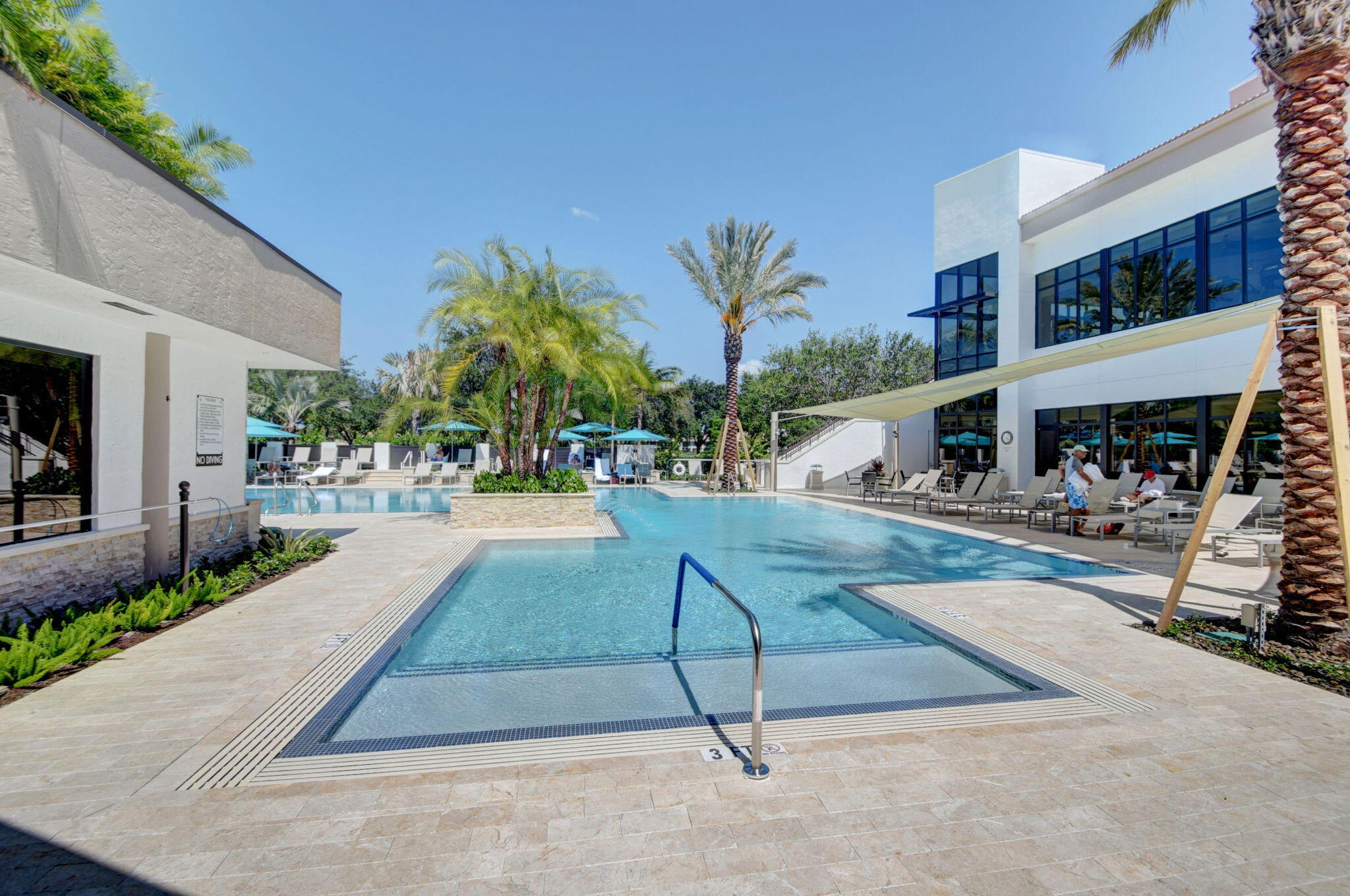 GLENEAGLES CONDO I - Residential Lease