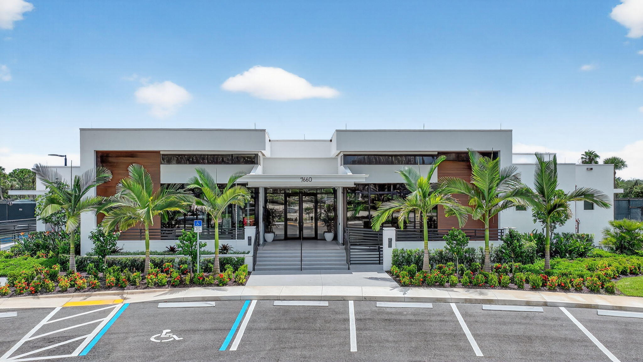 GLENEAGLES CONDO I - Residential Lease