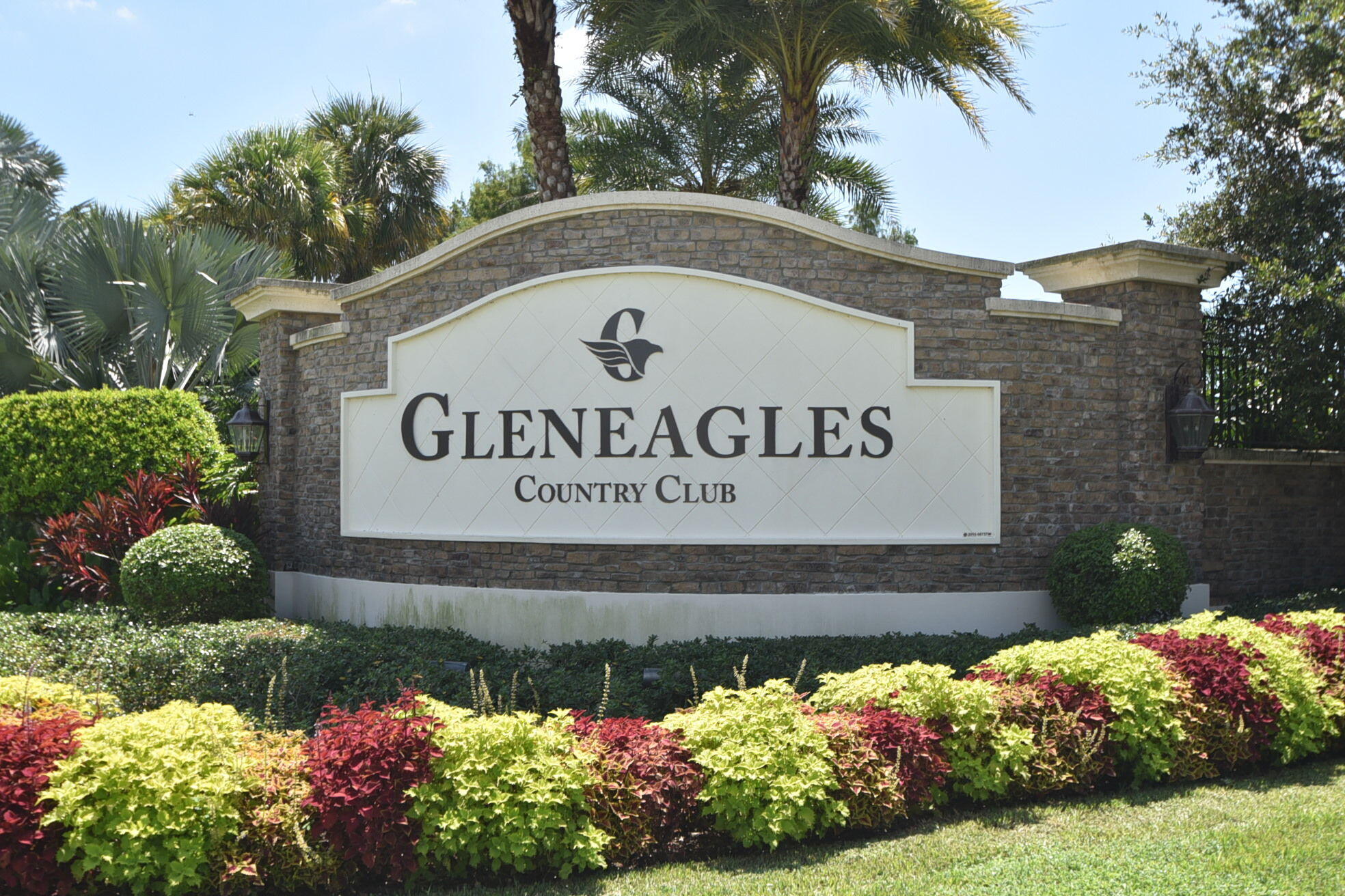 GLENEAGLES CONDO I - Residential Lease