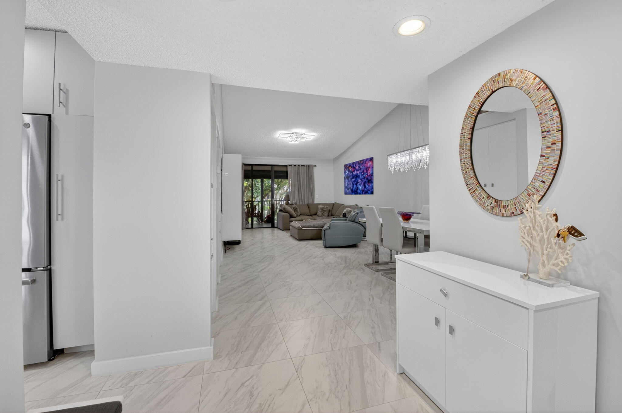 GLENEAGLES CONDO I - Residential Lease
