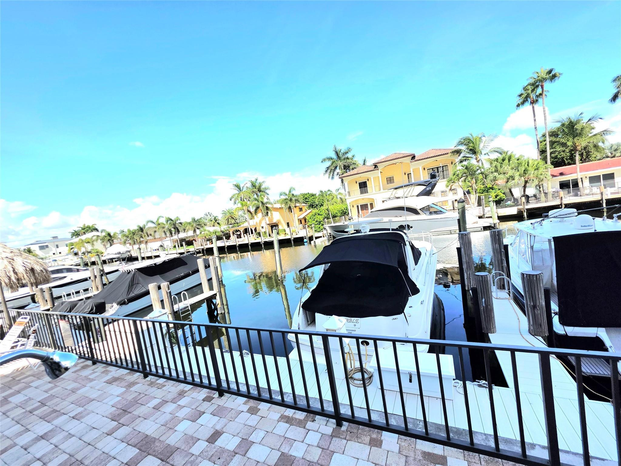 RENAISSANCE III - Residential Lease