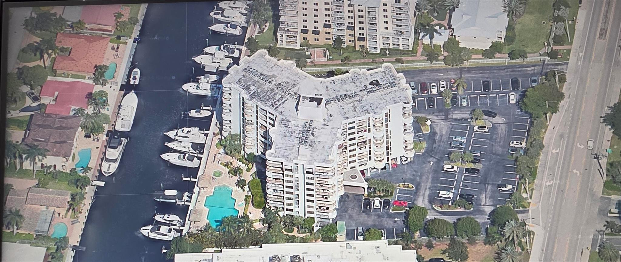 RENAISSANCE III - Residential Lease