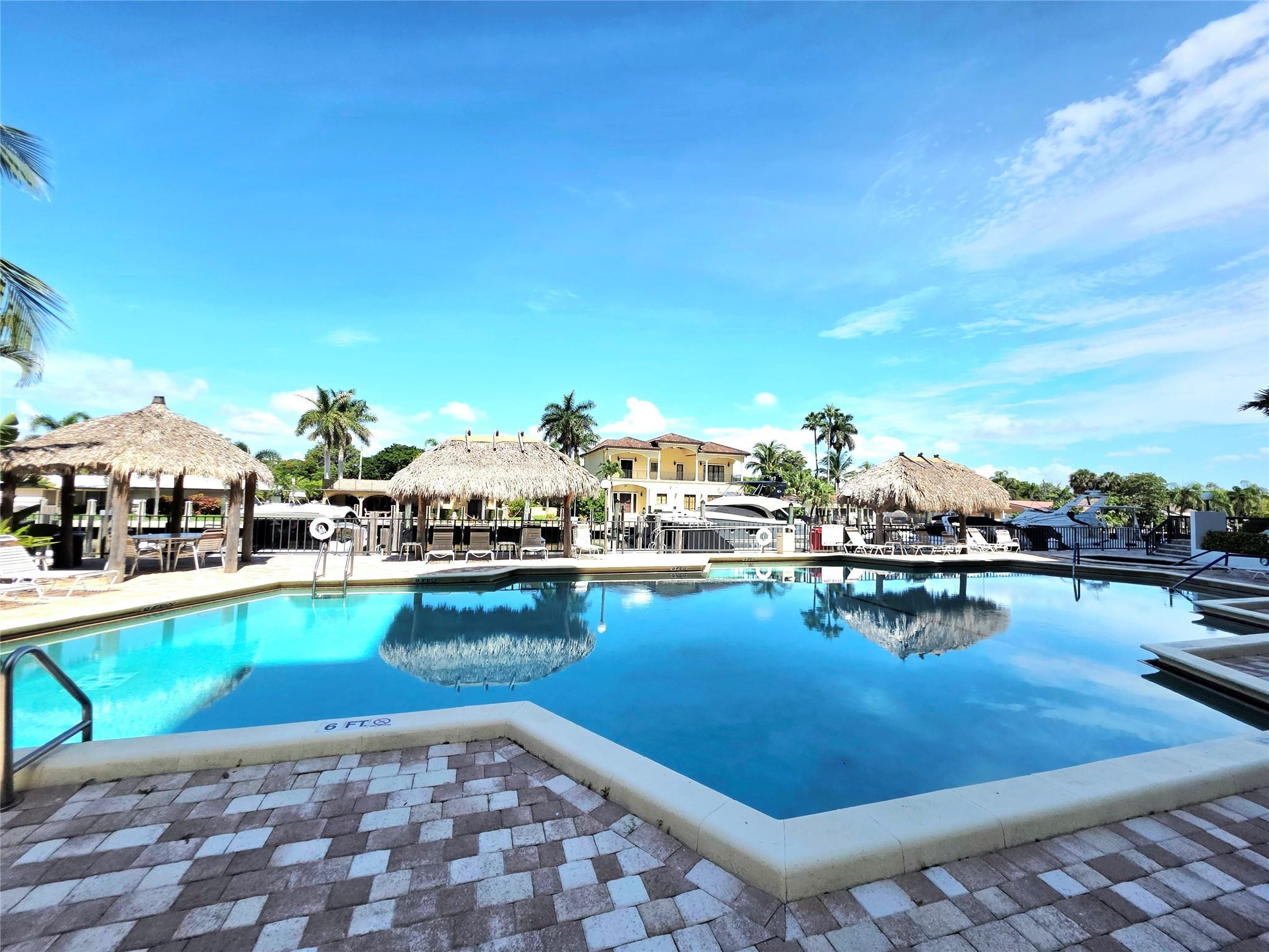 RENAISSANCE III - Residential Lease