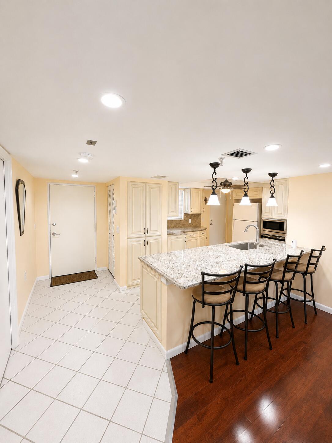 BOCA TEECA CONDO 9 - Residential Lease