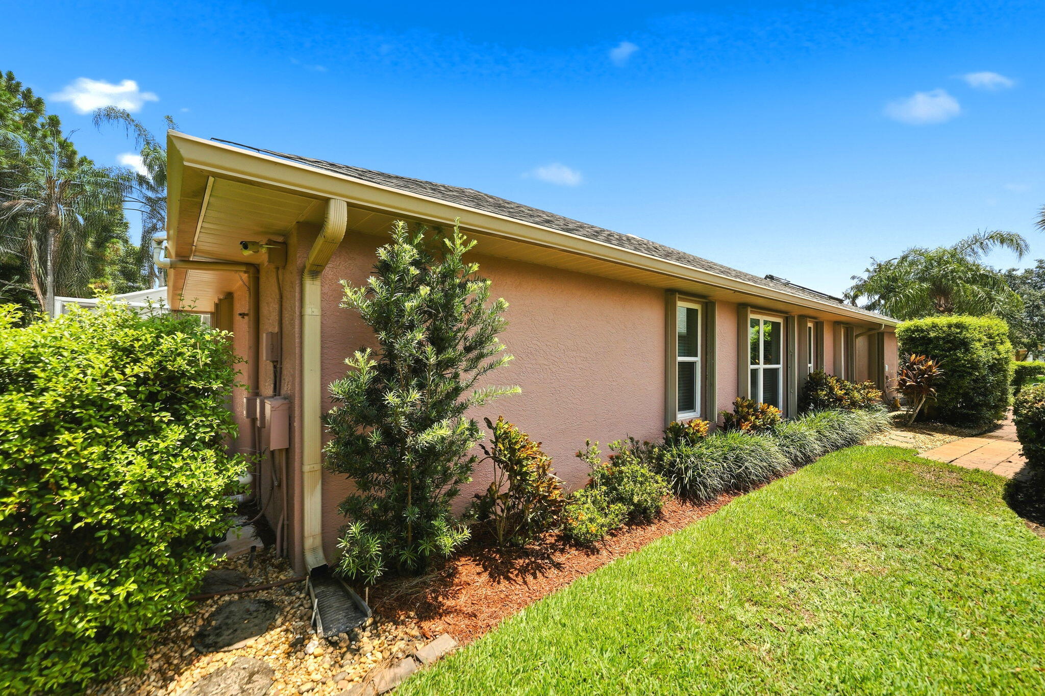 SAWGRASS LAKES PHASE 2 - Residential
