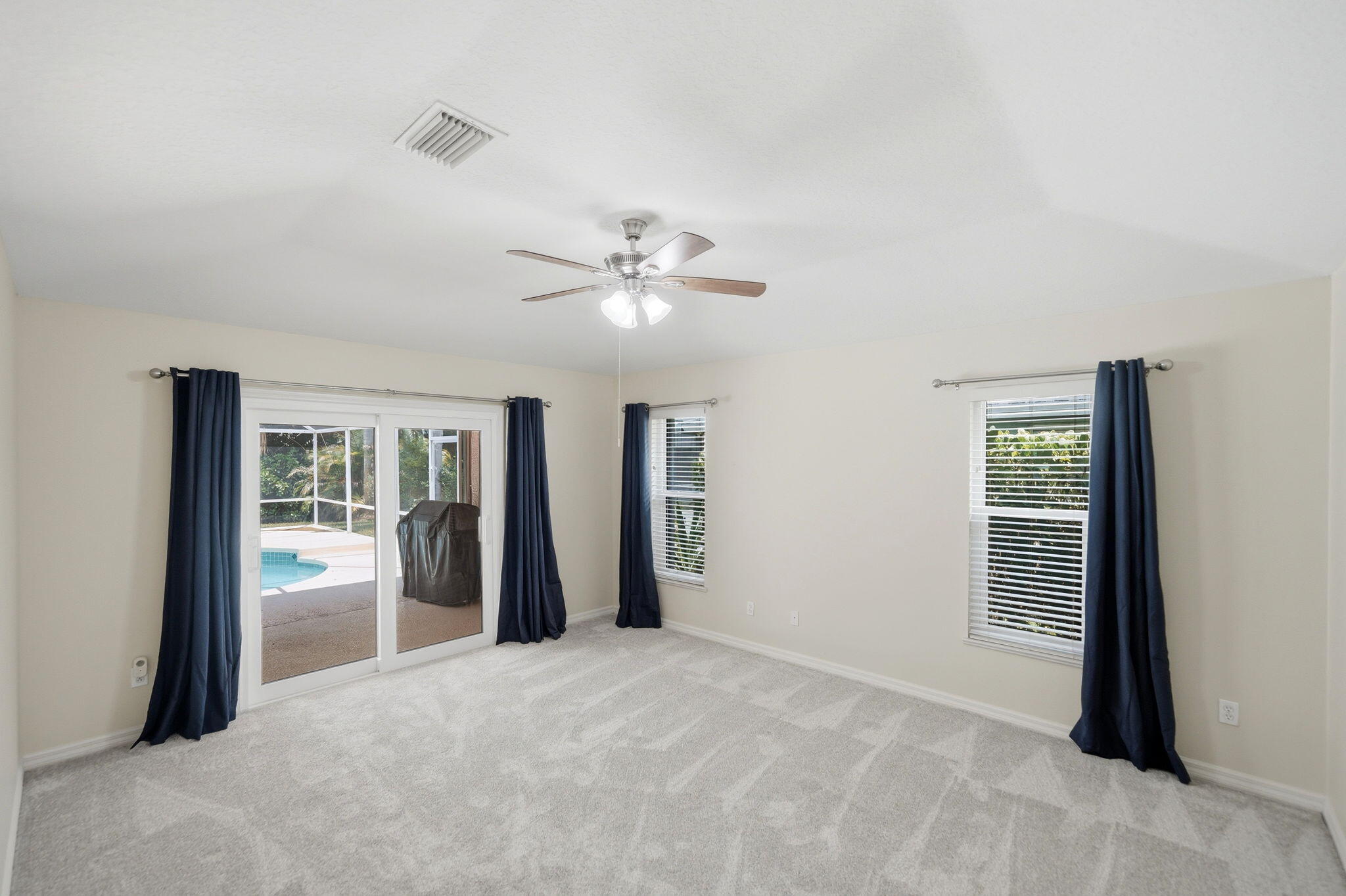 SAWGRASS LAKES PHASE 2 - Residential