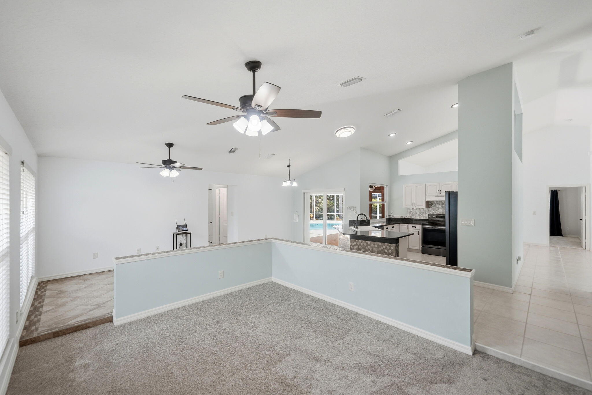 SAWGRASS LAKES PHASE 2 - Residential