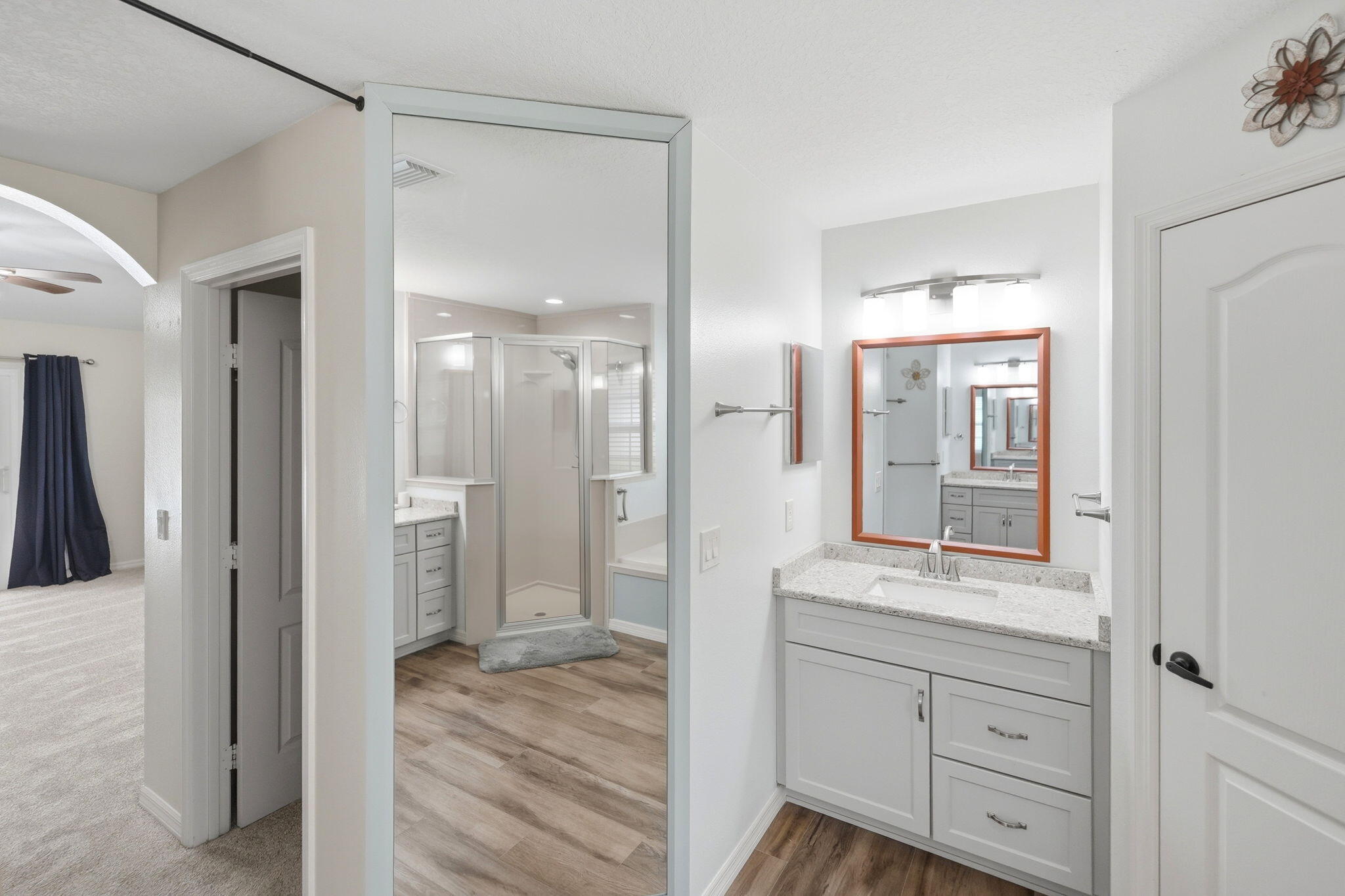 SAWGRASS LAKES PHASE 2 - Residential
