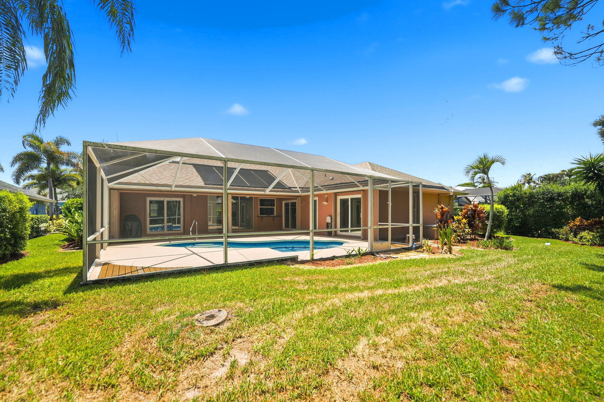 SAWGRASS LAKES PHASE 2 - Residential