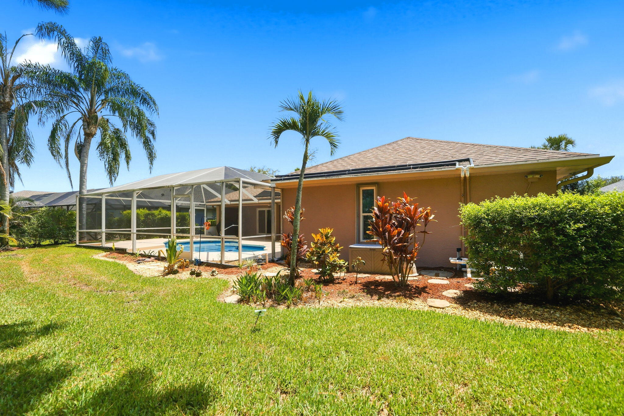 SAWGRASS LAKES PHASE 2 - Residential