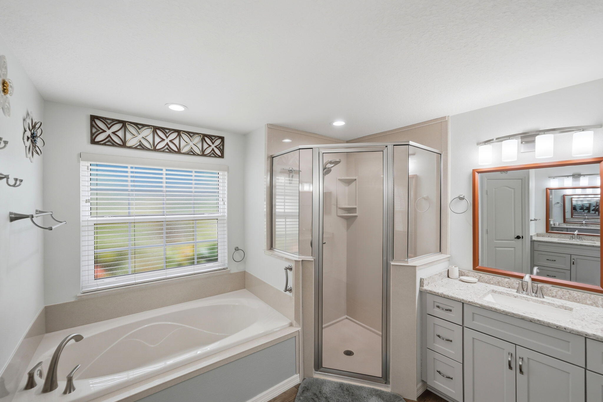 SAWGRASS LAKES PHASE 2 - Residential