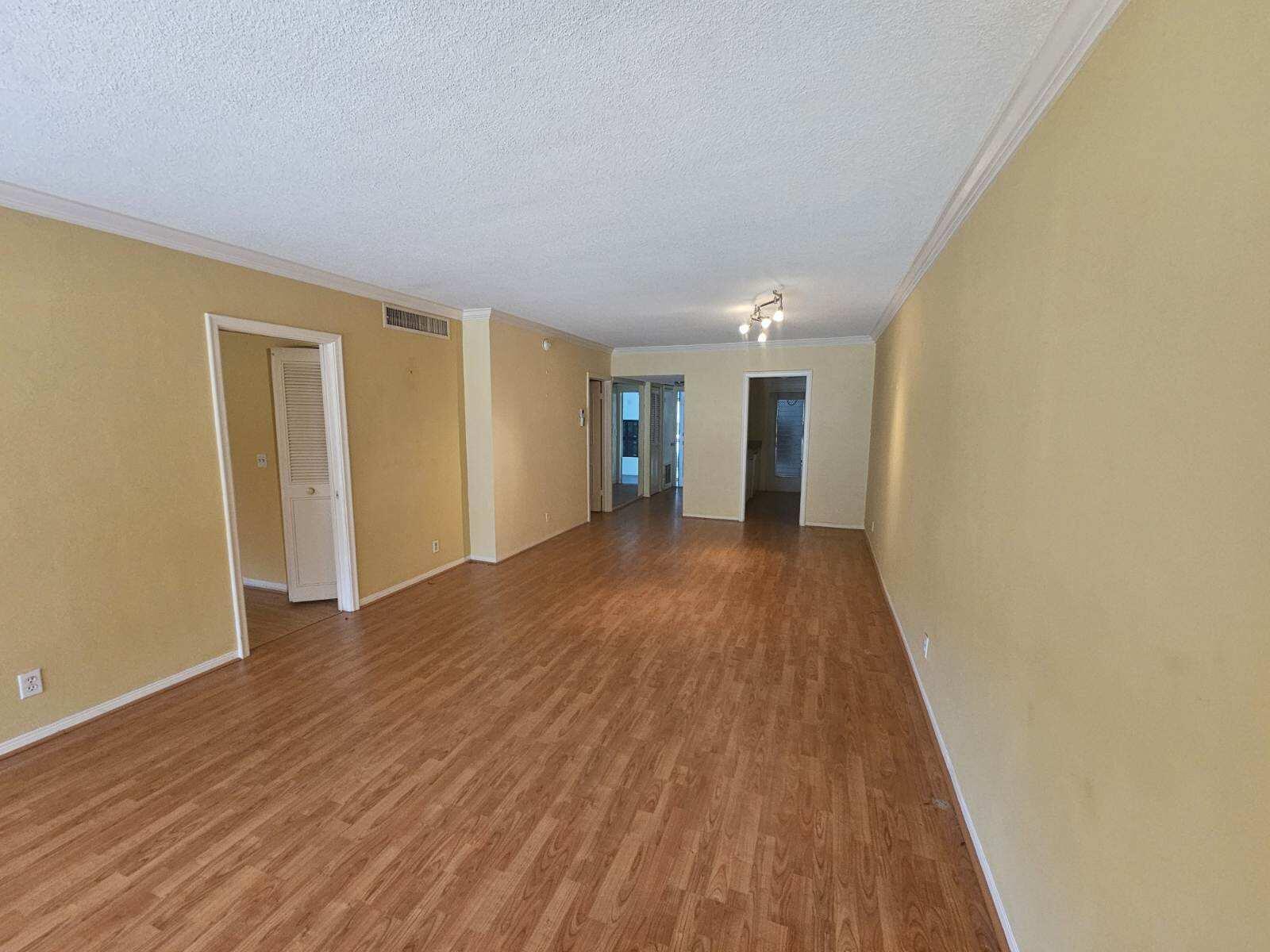 TROPIC HARBOR CONDO PART SEVEN - Residential