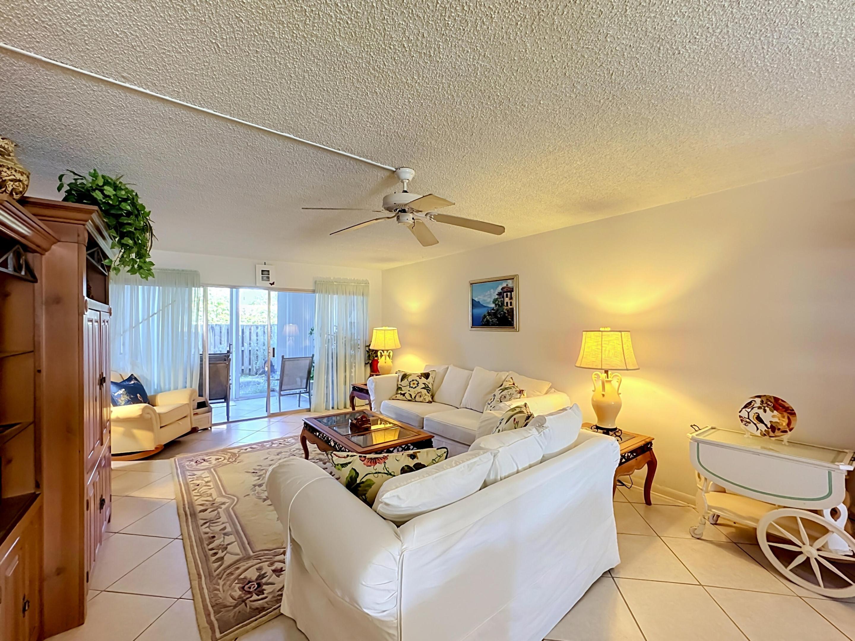 BEACON 21 CONDO - Residential