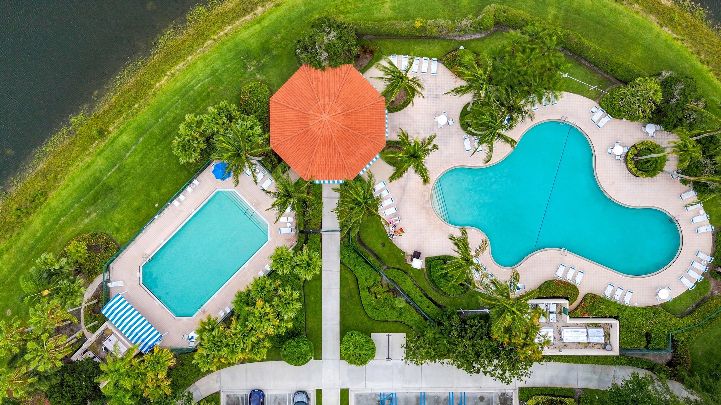RIVERWALK - Residential