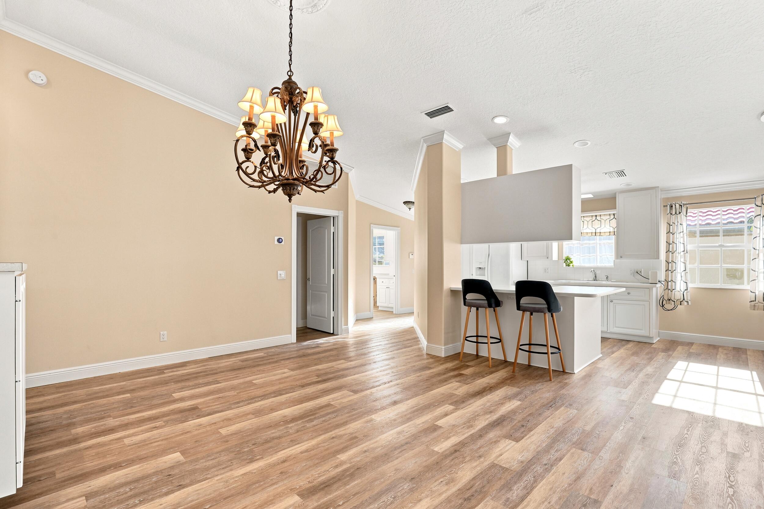 RIVERWALK - Residential