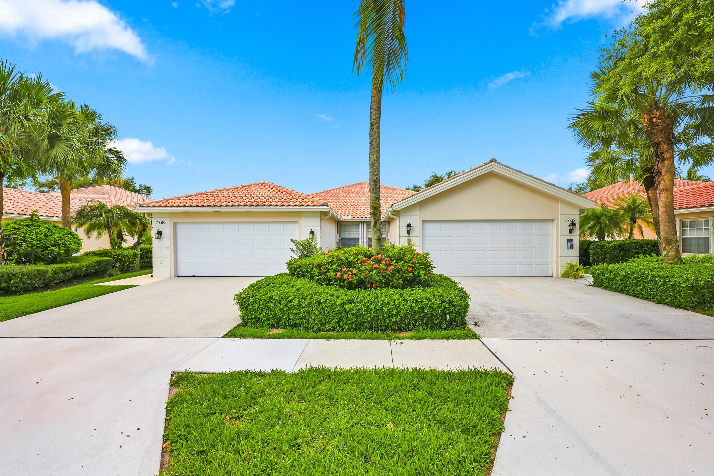 RIVERWALK - Residential