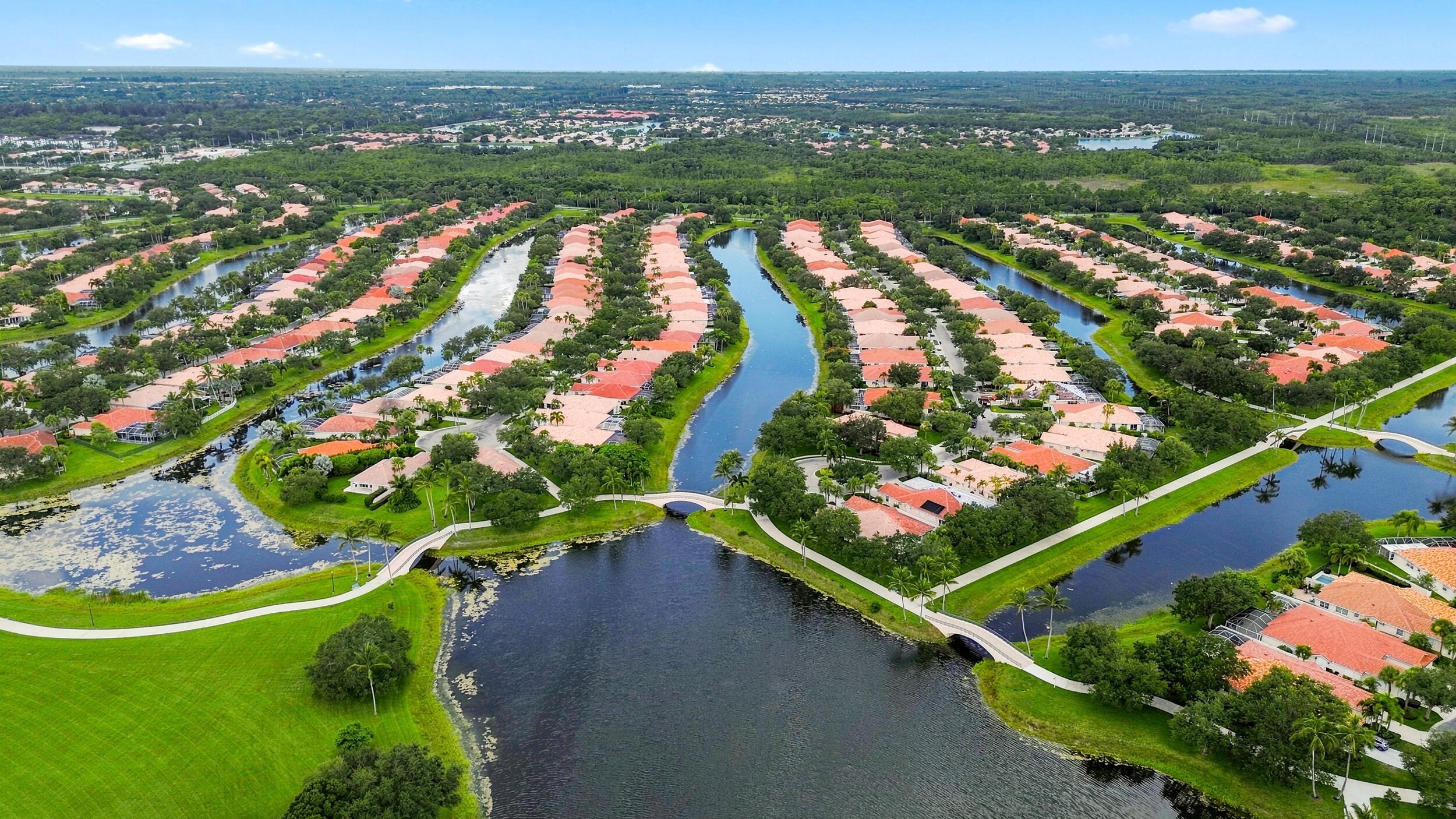 RIVERWALK - Residential