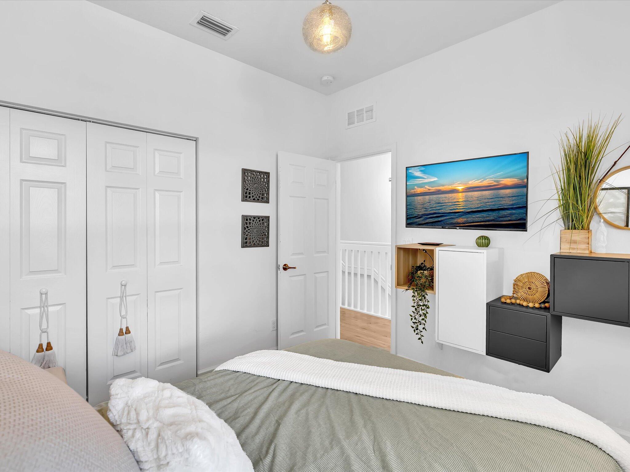 CHARLESTON COMMONS 2 - Residential