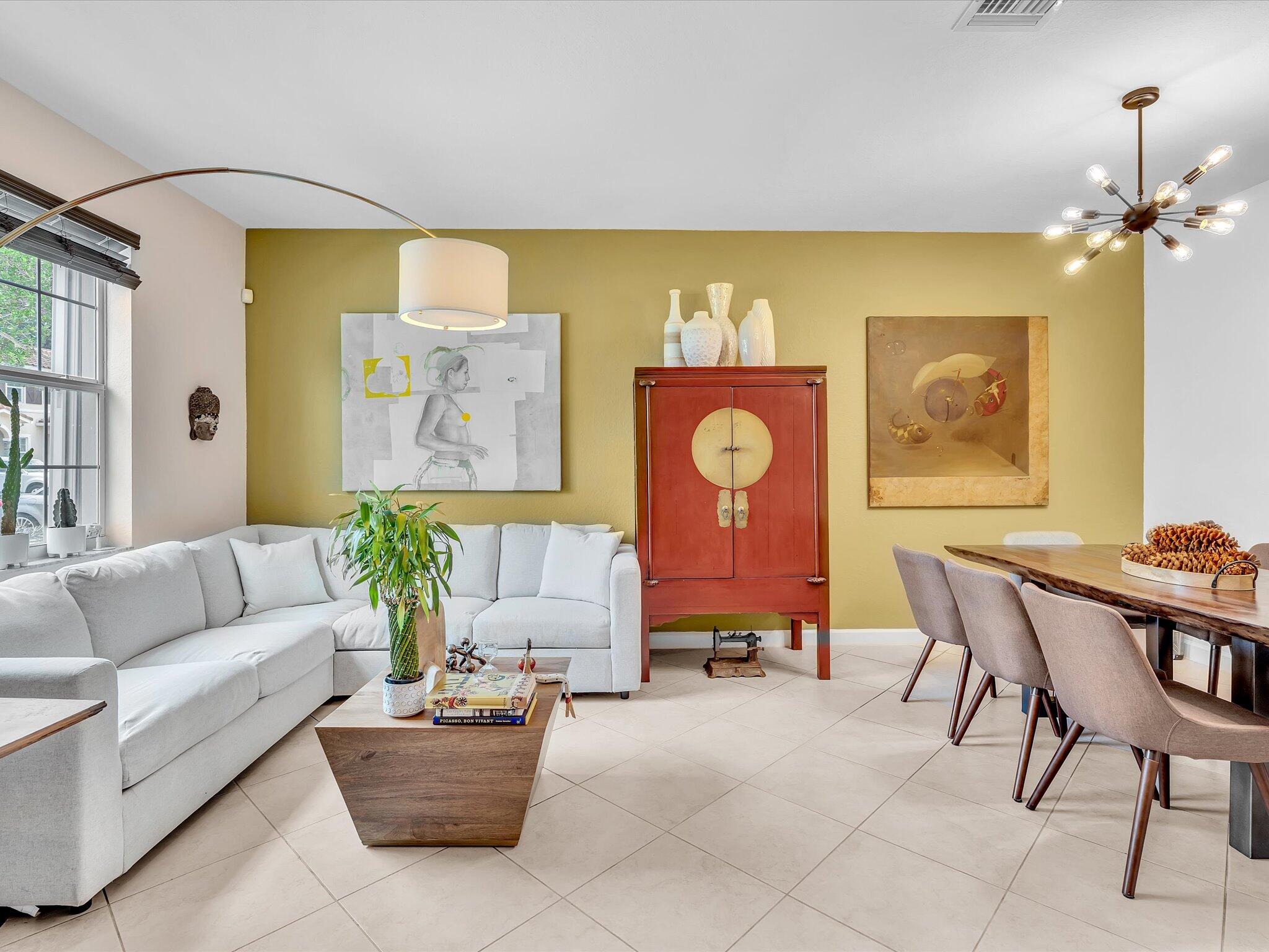 CHARLESTON COMMONS 2 - Residential