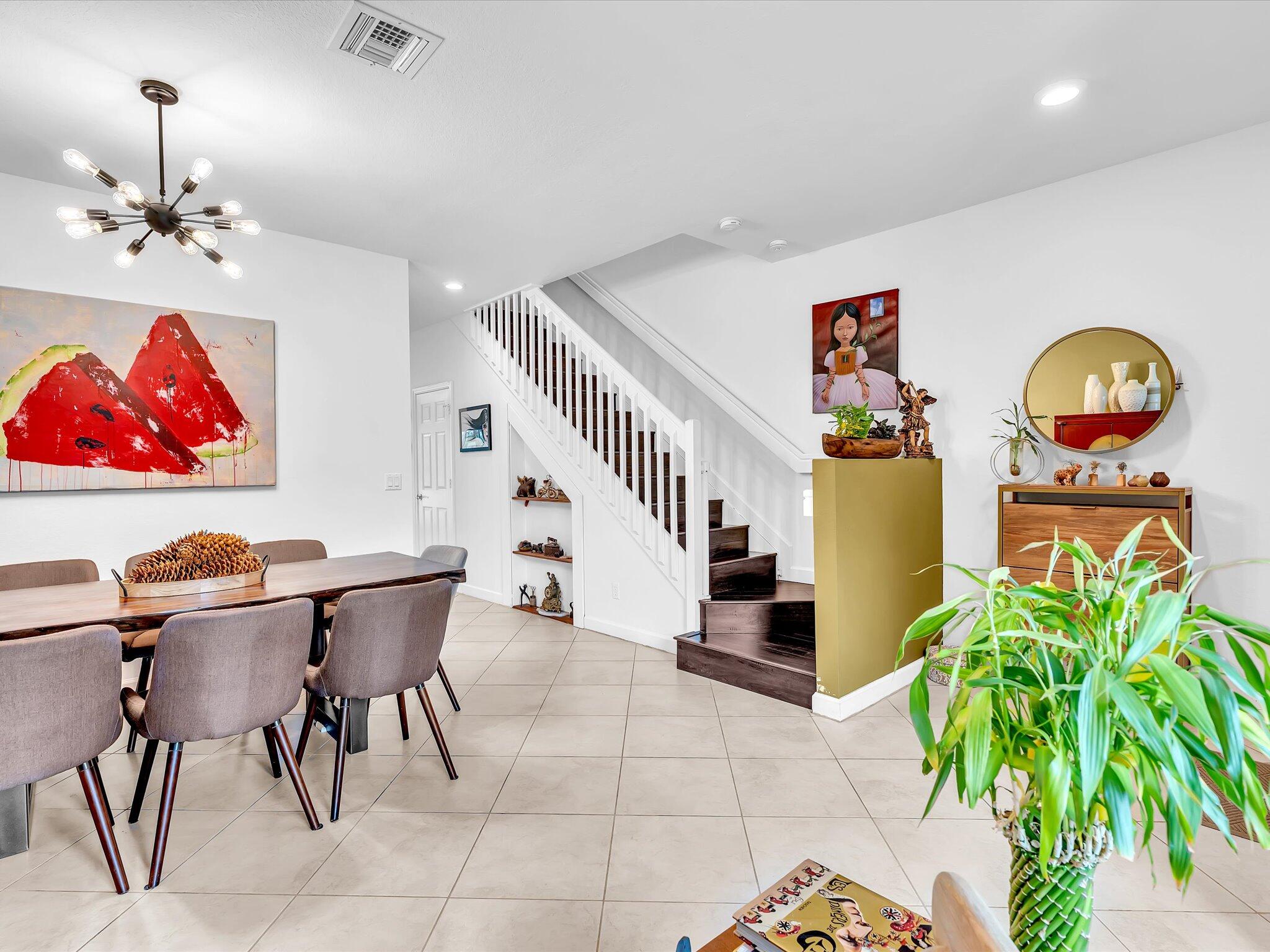CHARLESTON COMMONS 2 - Residential